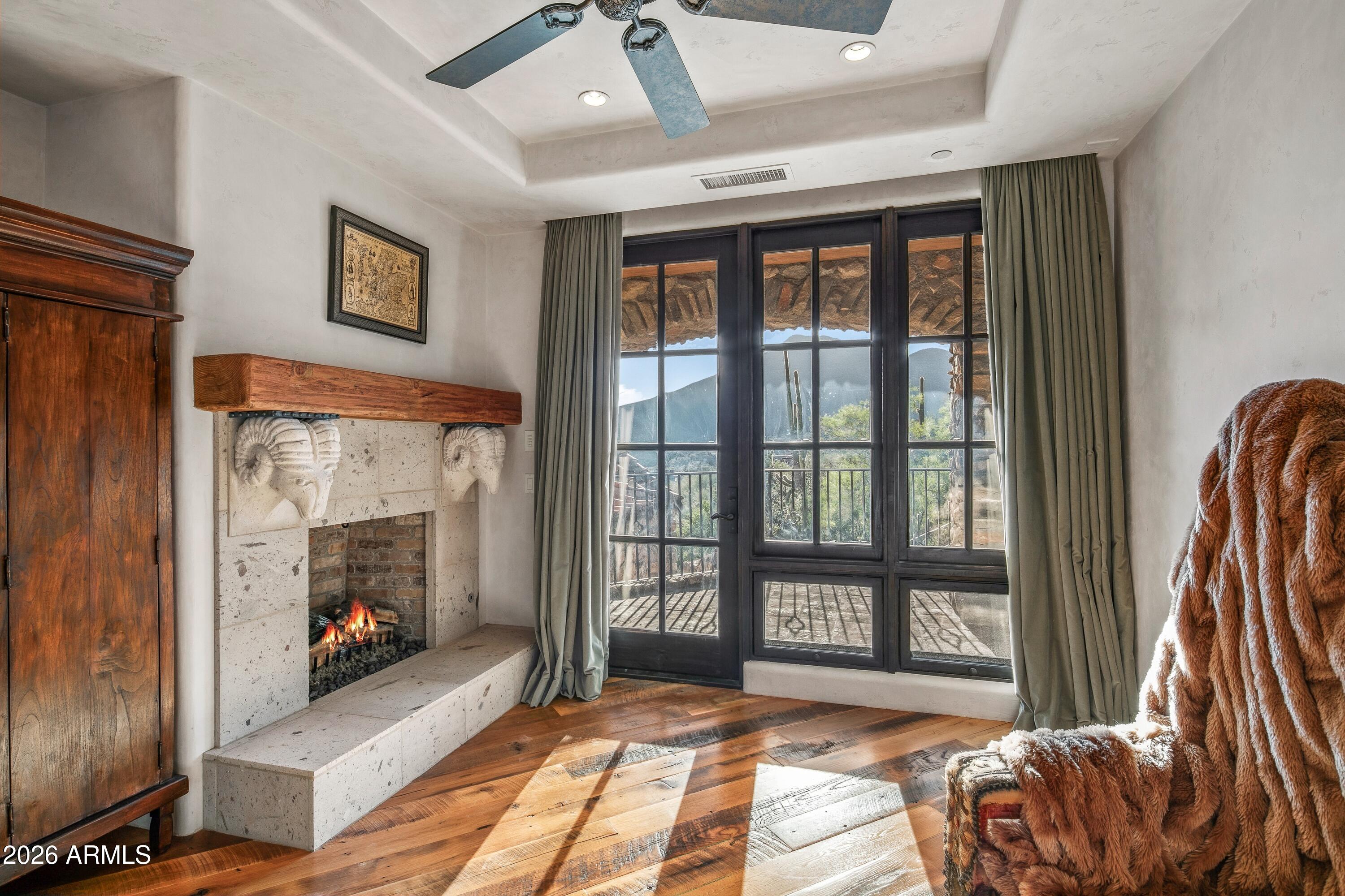 DESERT MOUNTAIN - Residential