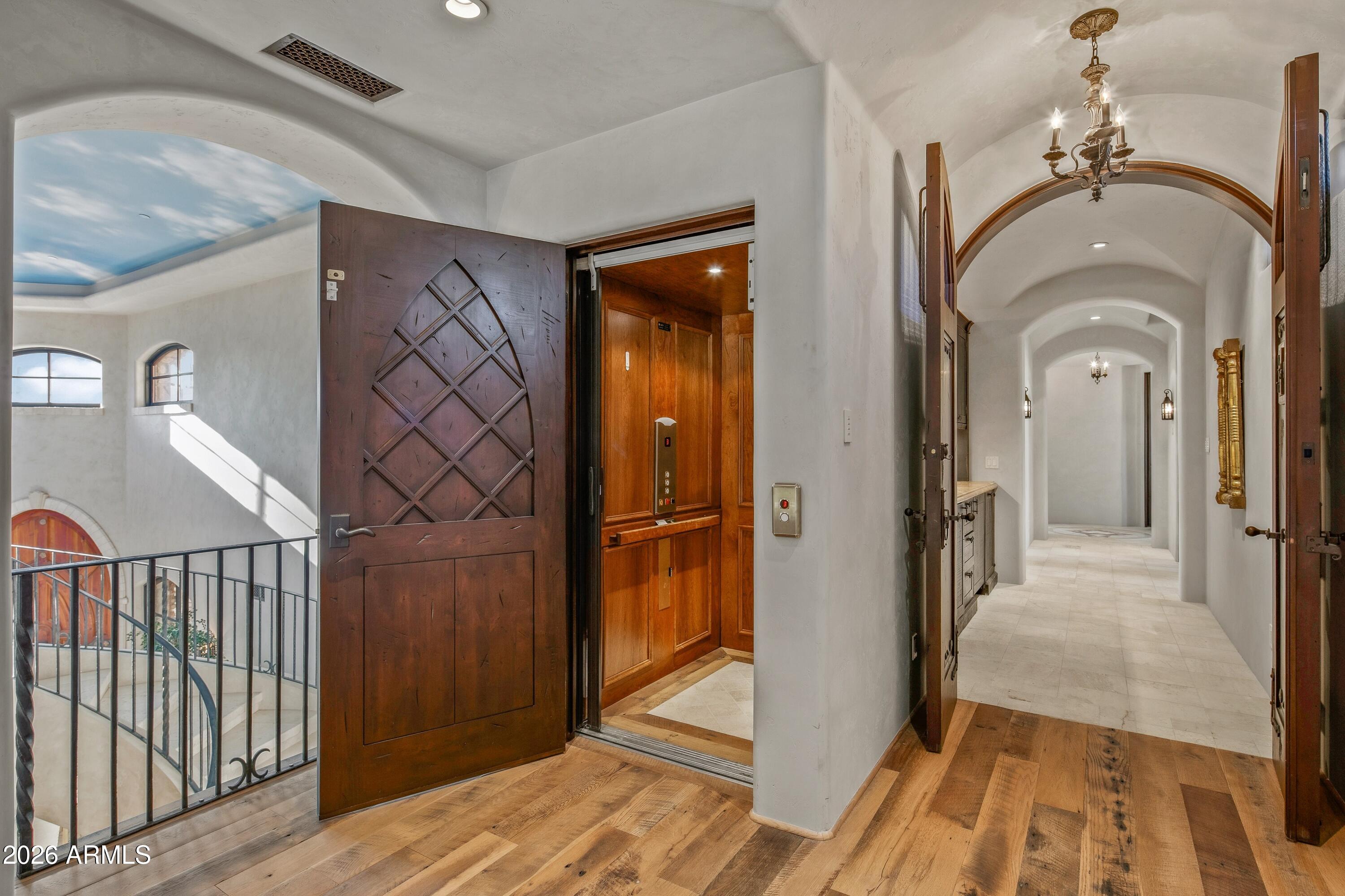 DESERT MOUNTAIN - Residential