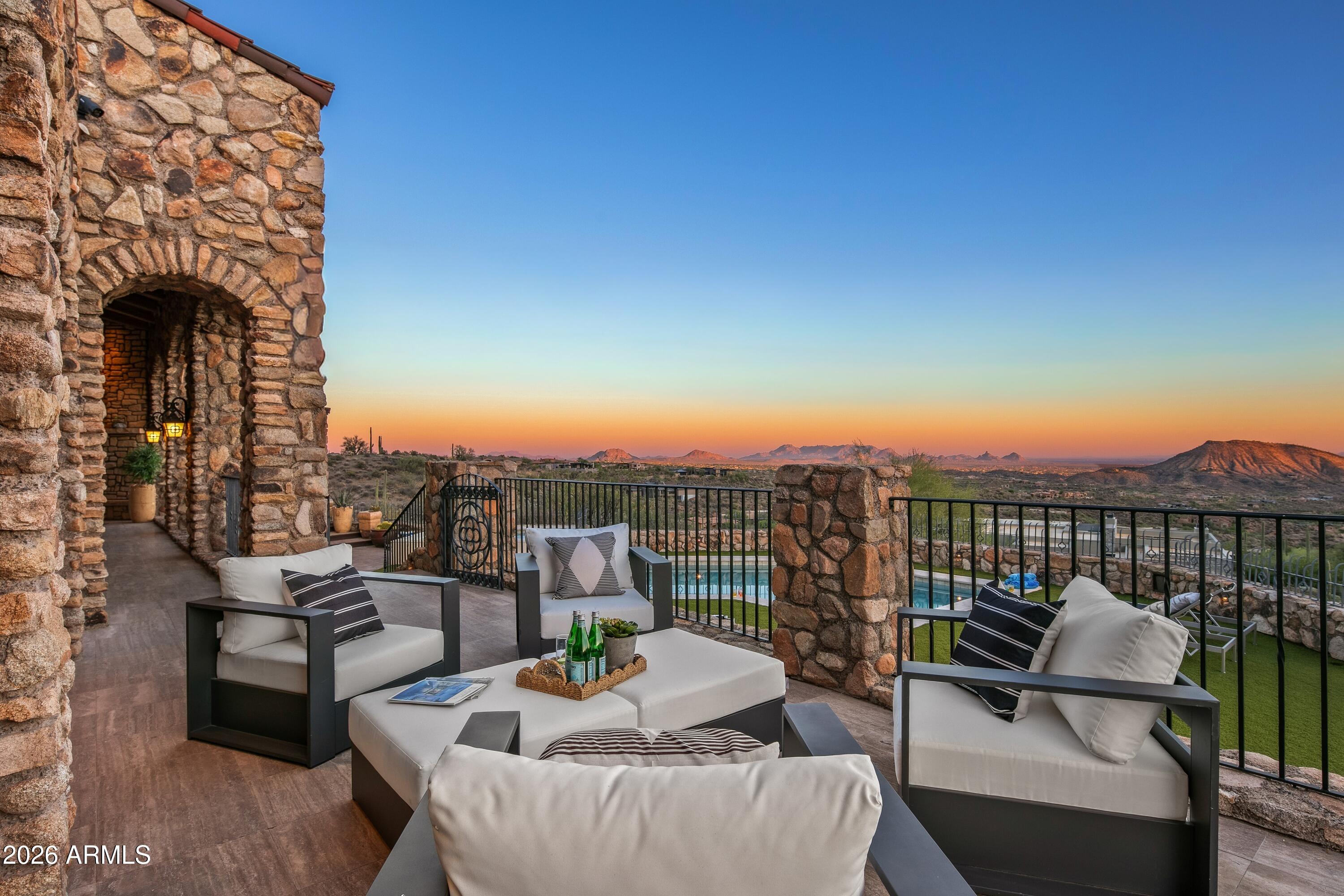 DESERT MOUNTAIN - Residential
