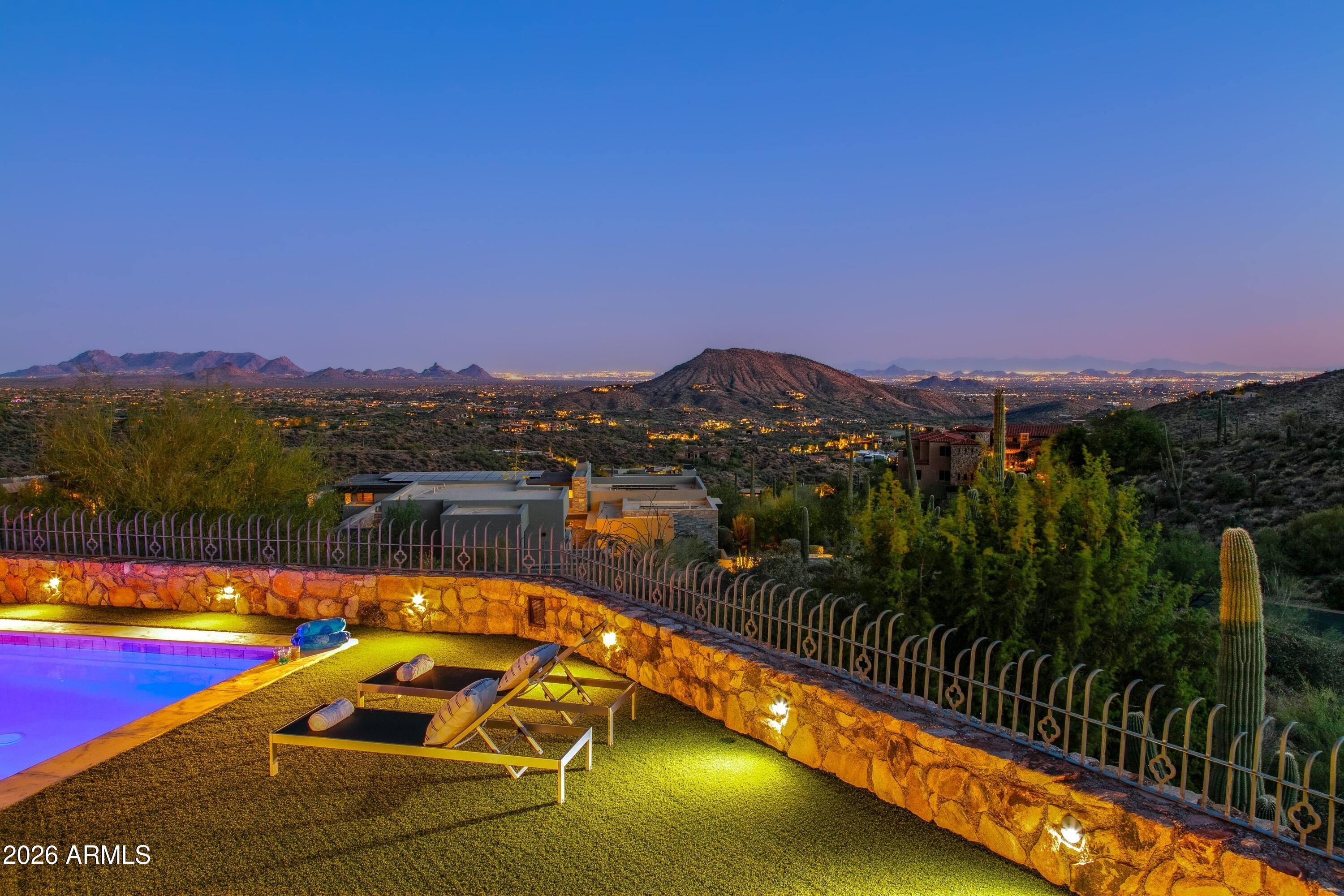 DESERT MOUNTAIN - Residential