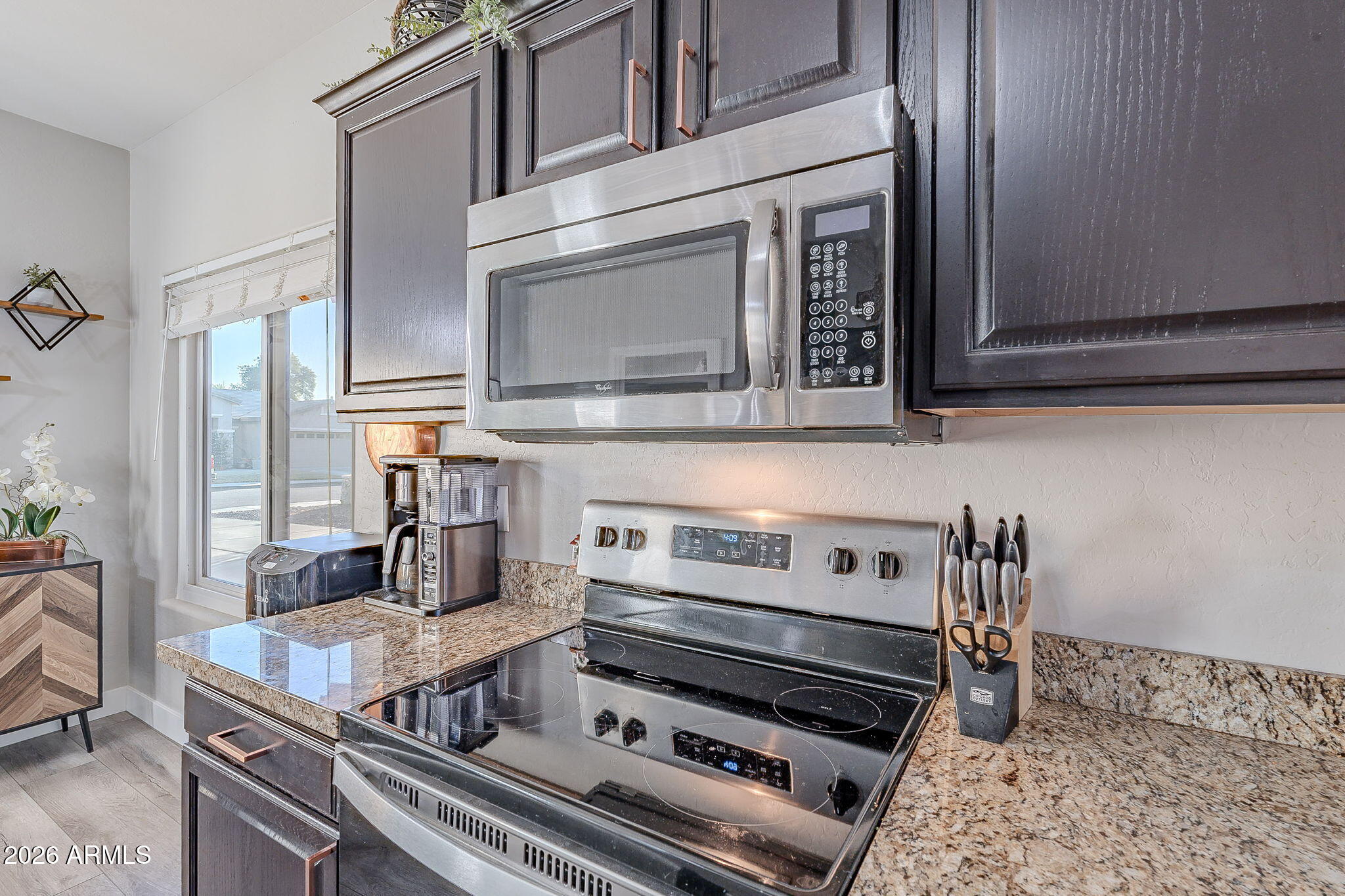 QUEENLAND MANOR PHASE 2 - Residential
