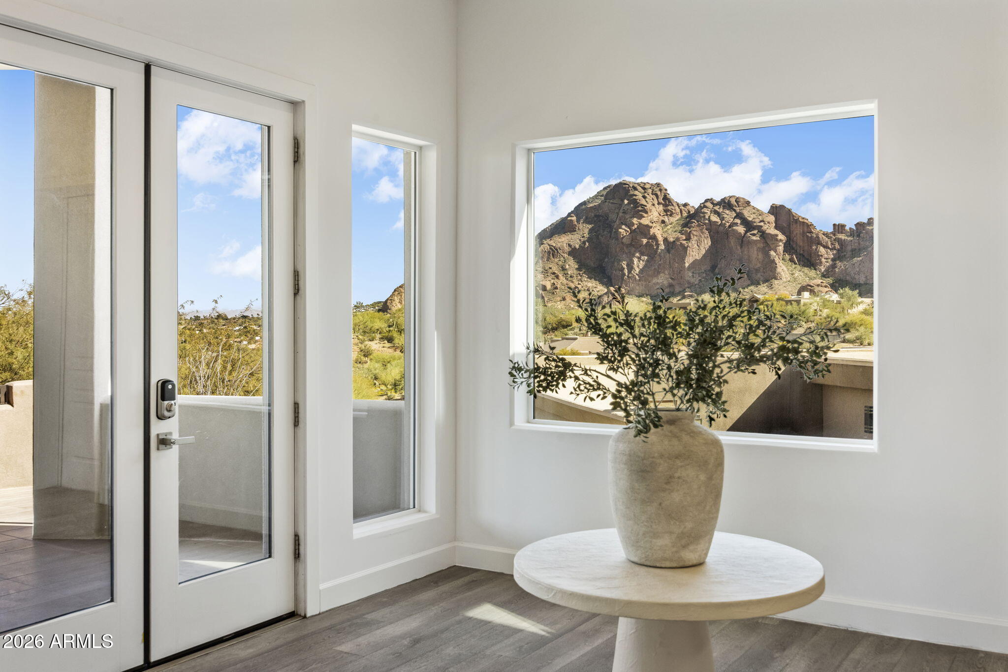 CAMELBACK FOOTHILLS 2 - Residential