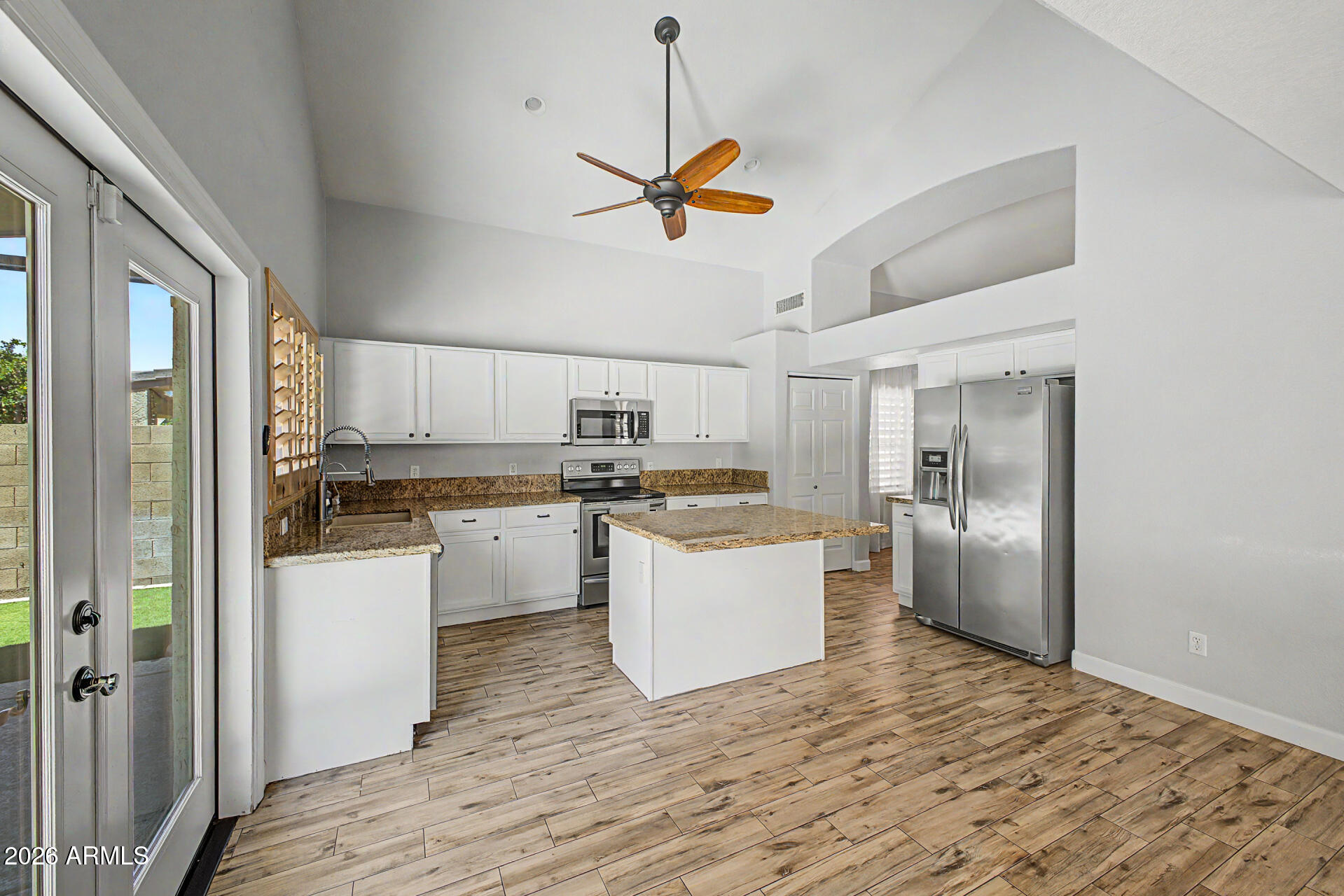 HIGLEY GROVES - Residential