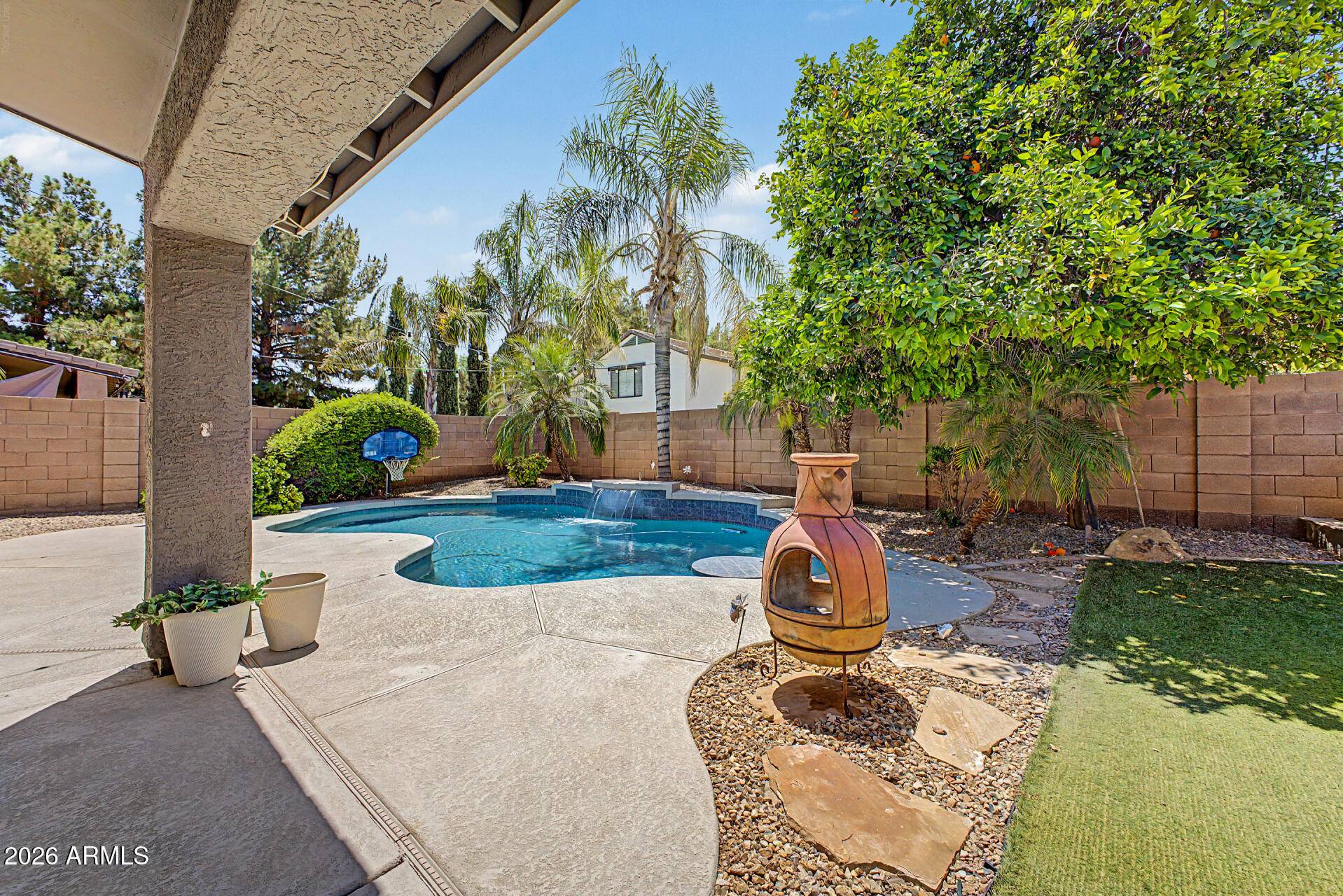 HIGLEY GROVES - Residential