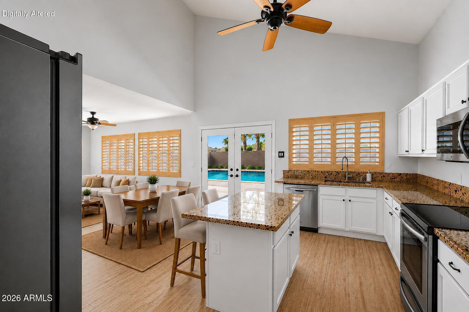 HIGLEY GROVES - Residential