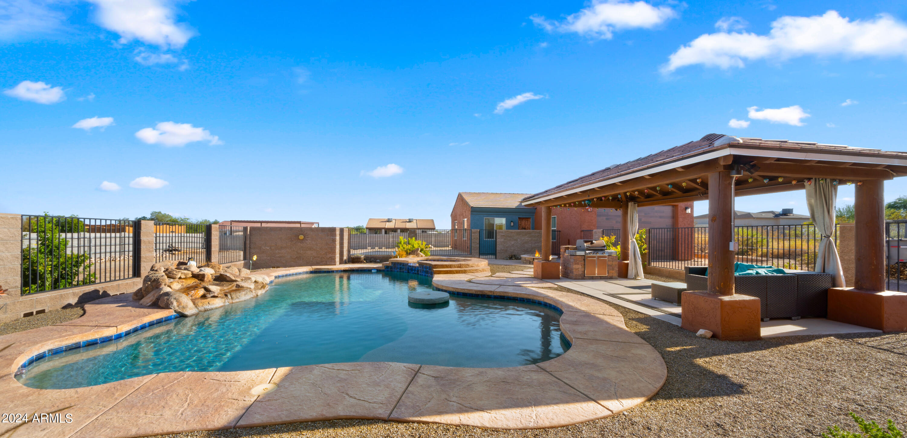 BEAUTIFUL ARIZONA ESTATES SUB - Residential