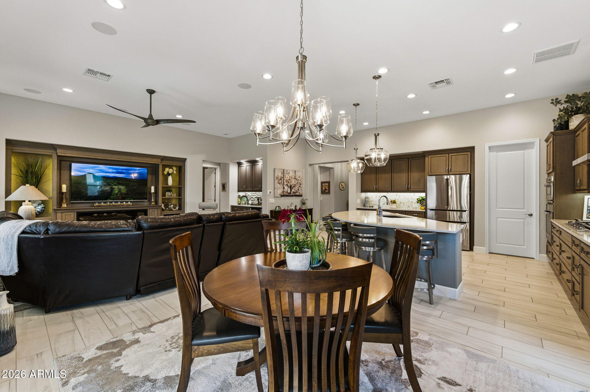 ROBSON RANCH - Residential
