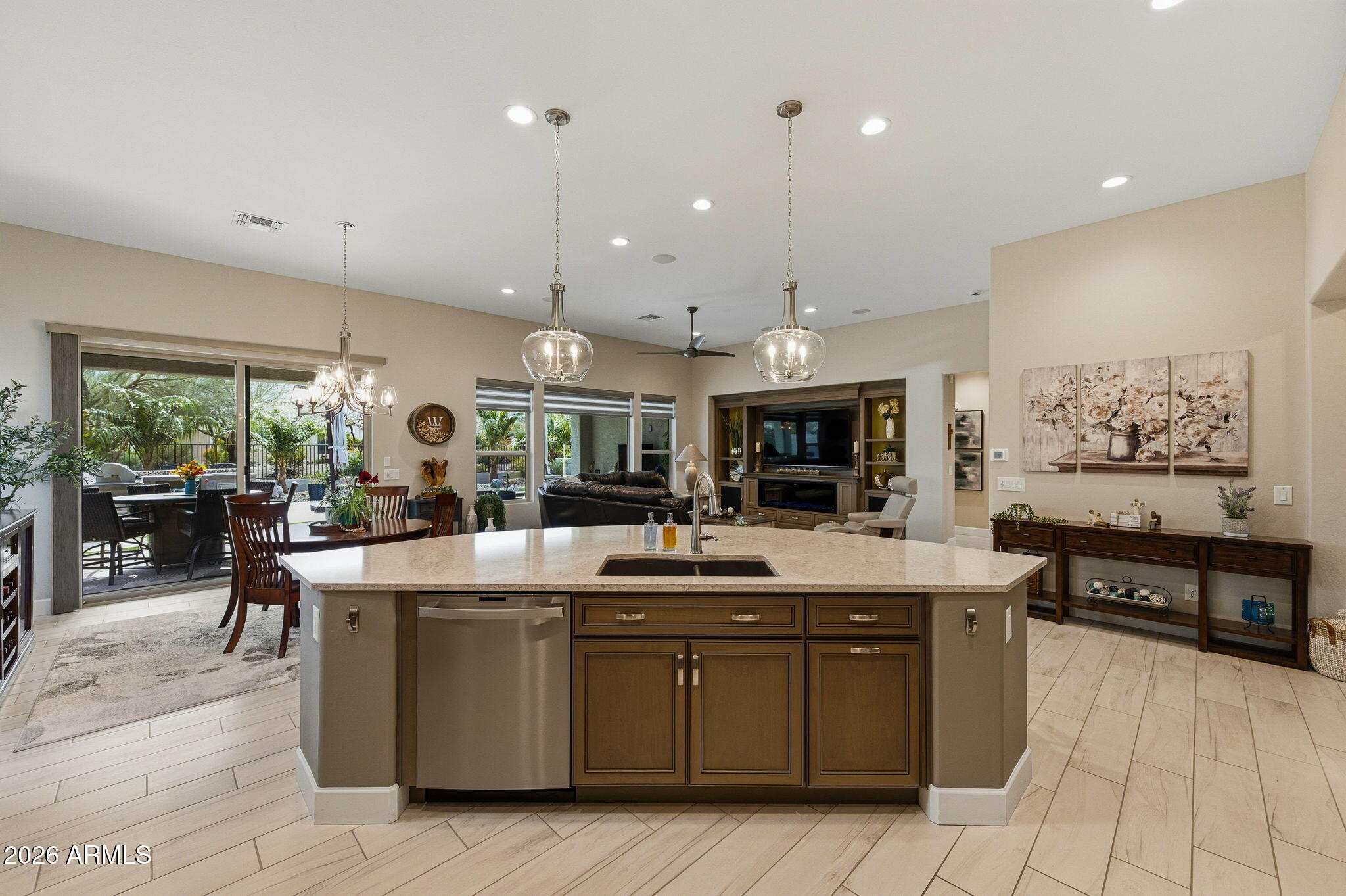 ROBSON RANCH - Residential