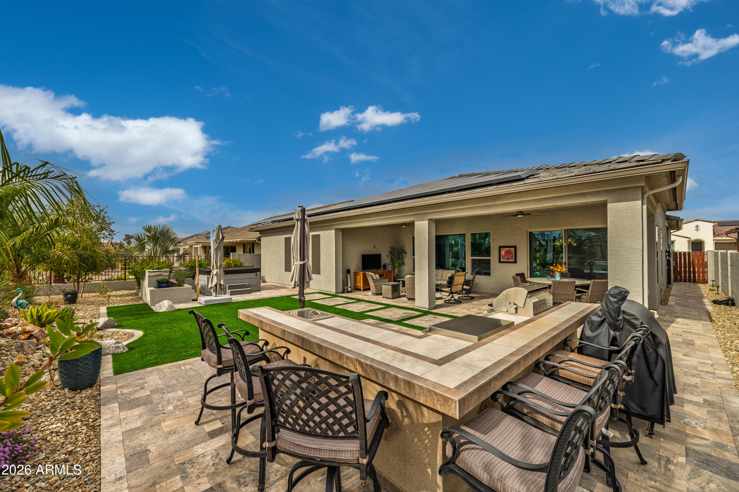 ROBSON RANCH - Residential