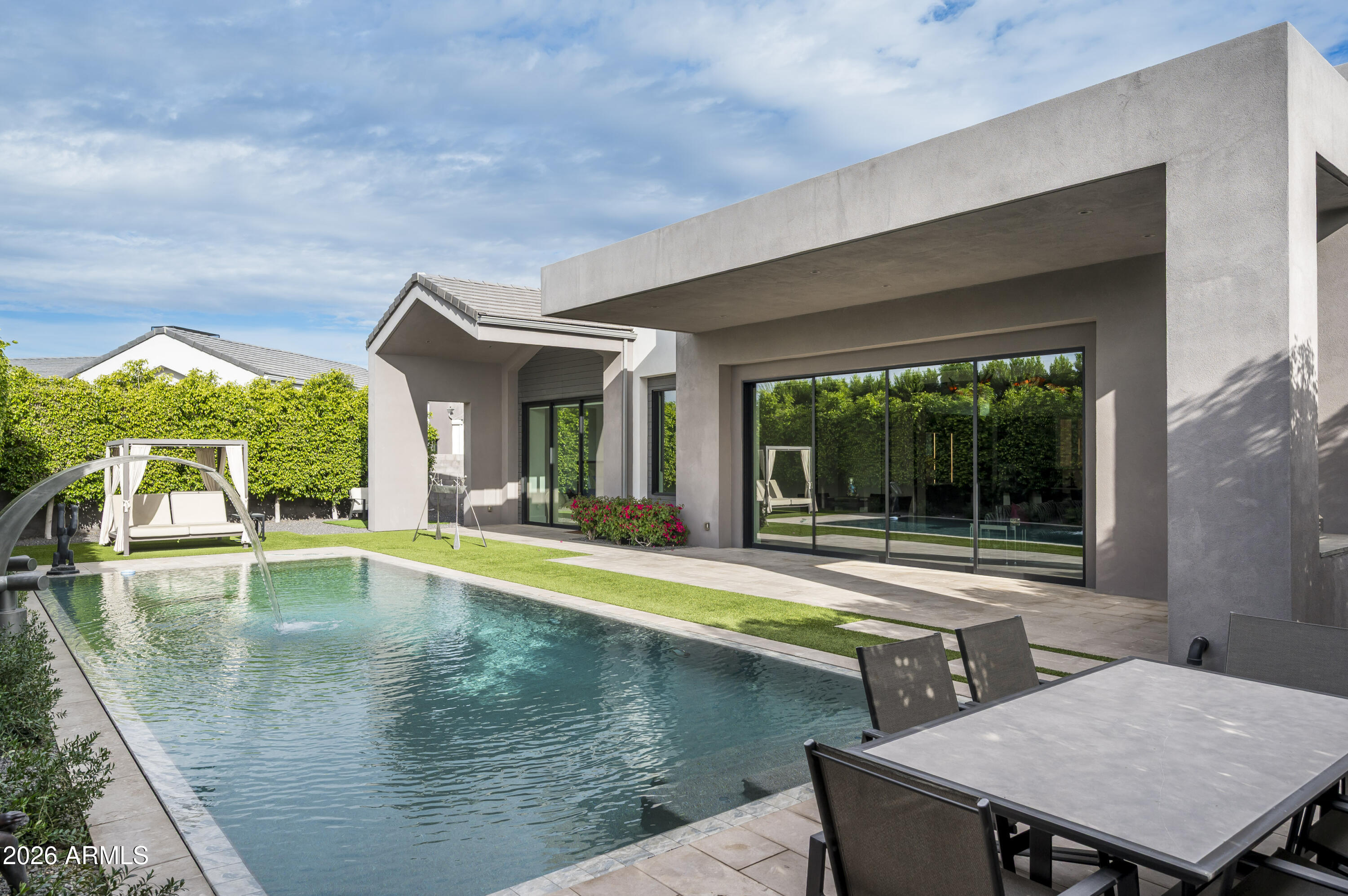RITZ-CARLTON PARCEL B - Residential