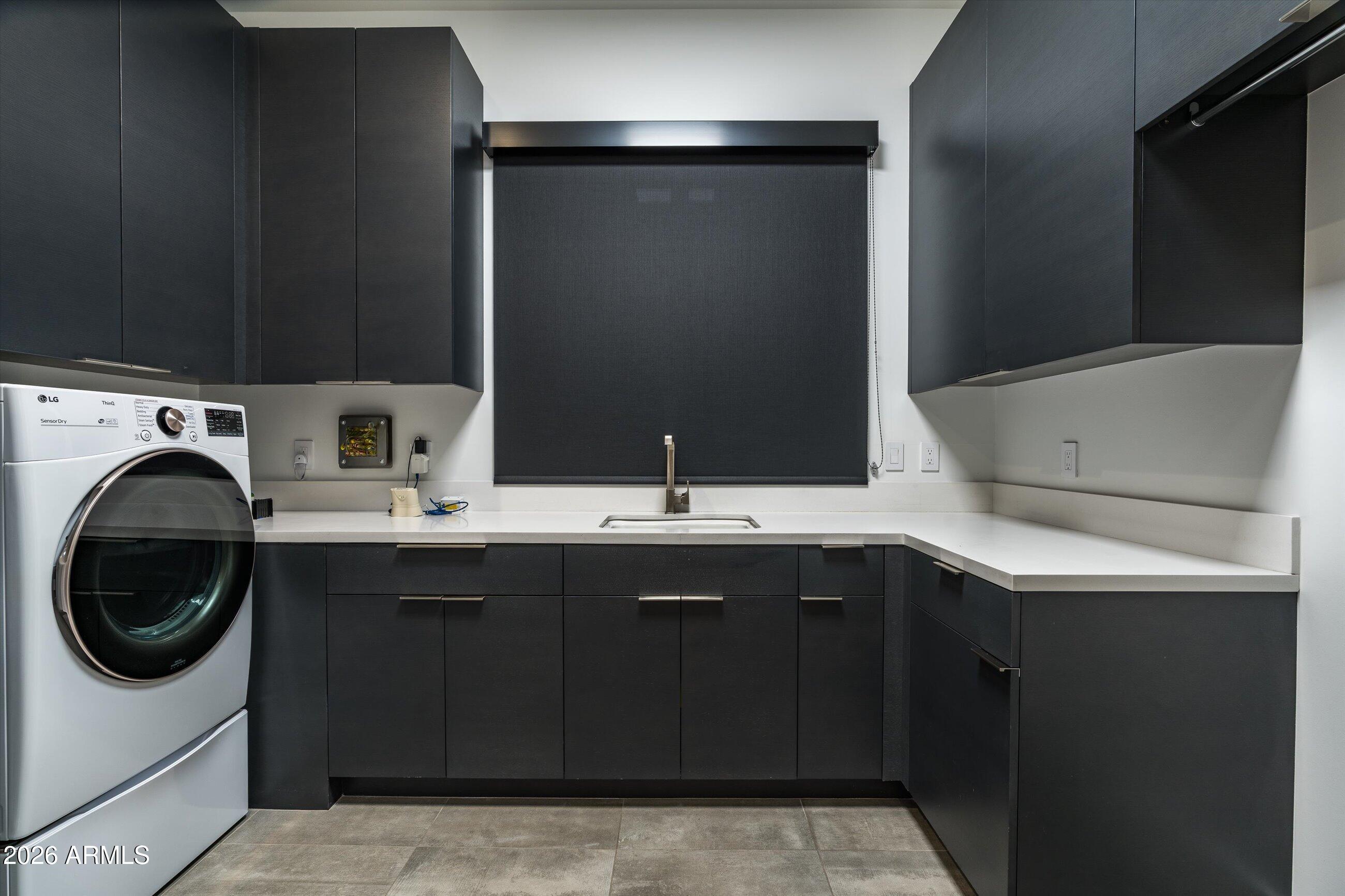 RITZ-CARLTON PARCEL B - Residential