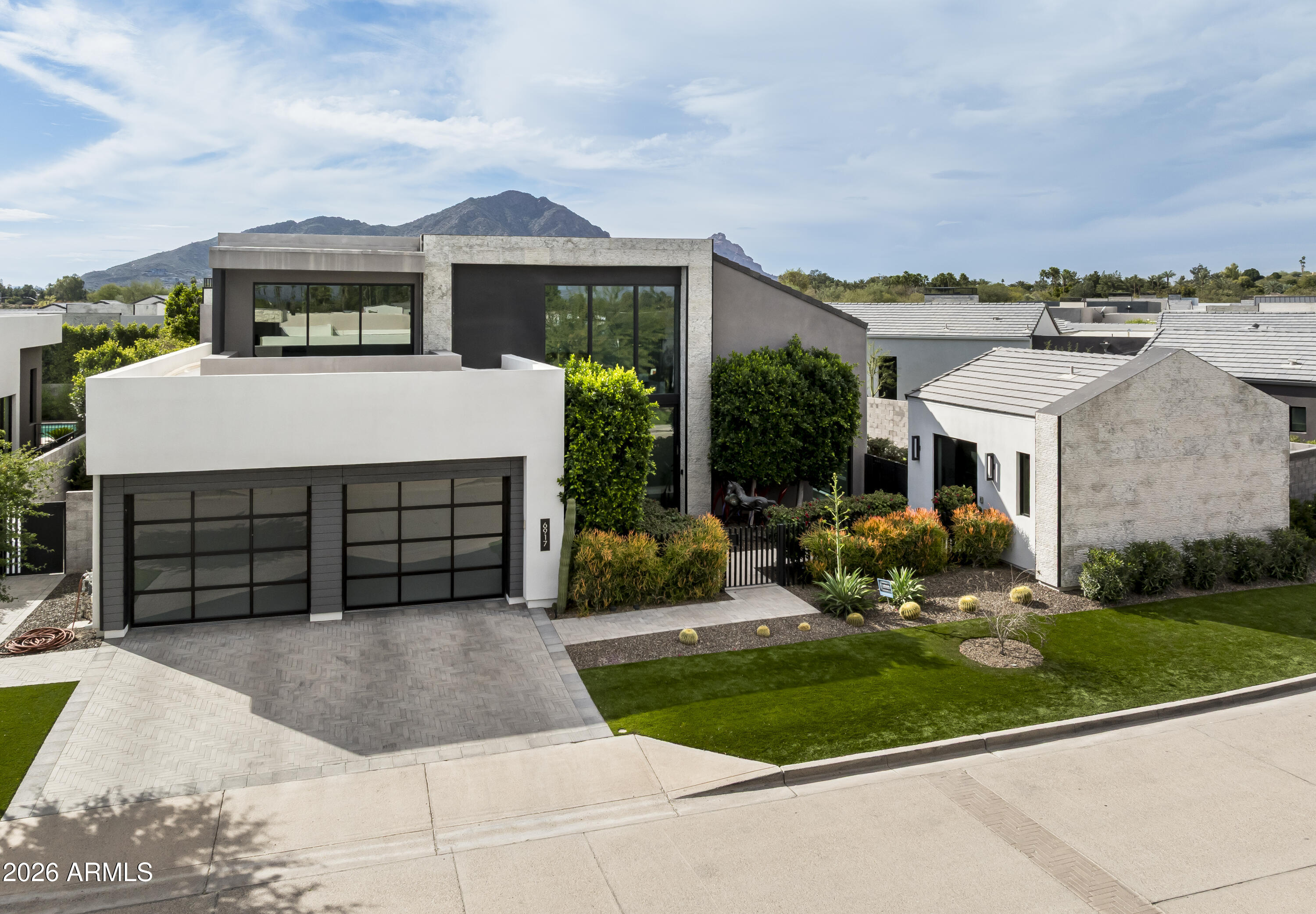 RITZ-CARLTON PARCEL B - Residential