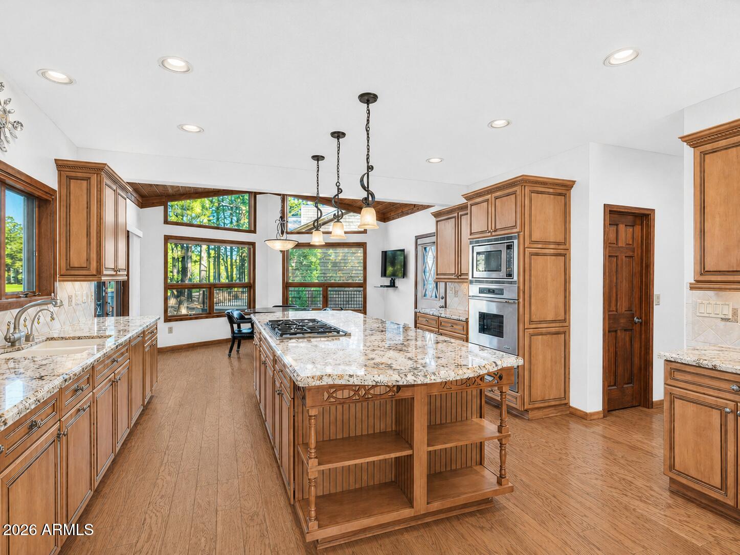 FOREST HIGHLANDS - Residential