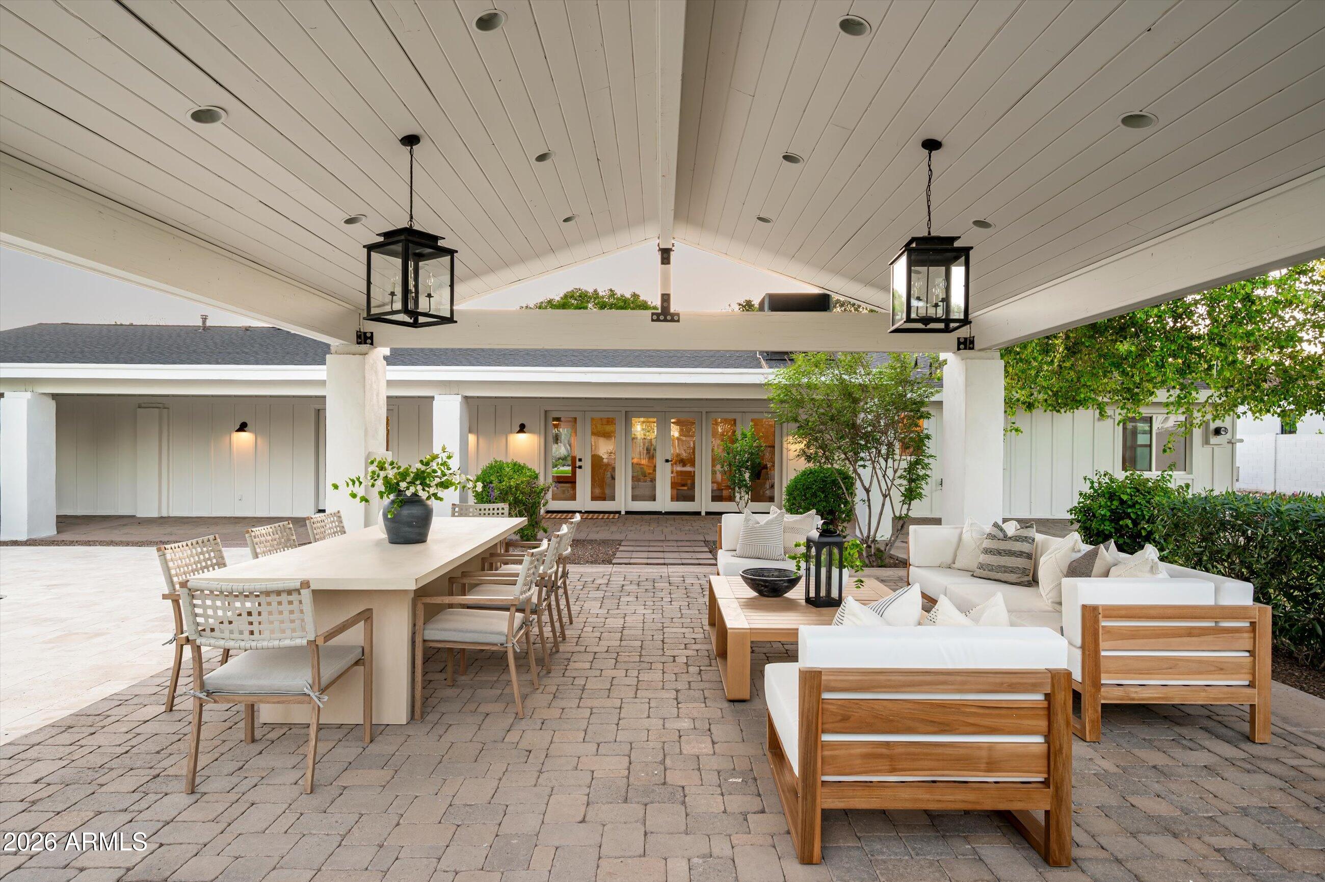 GROVE PARK ESTATES PLAT B - Residential