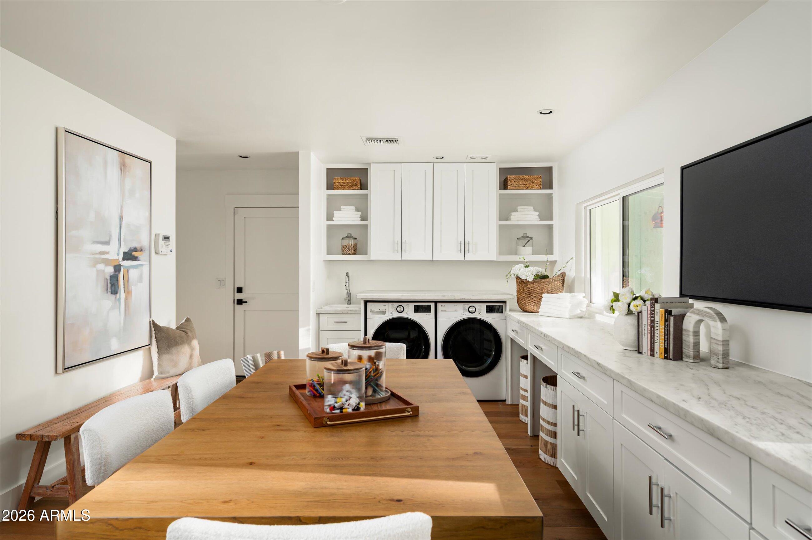 GROVE PARK ESTATES PLAT B - Residential