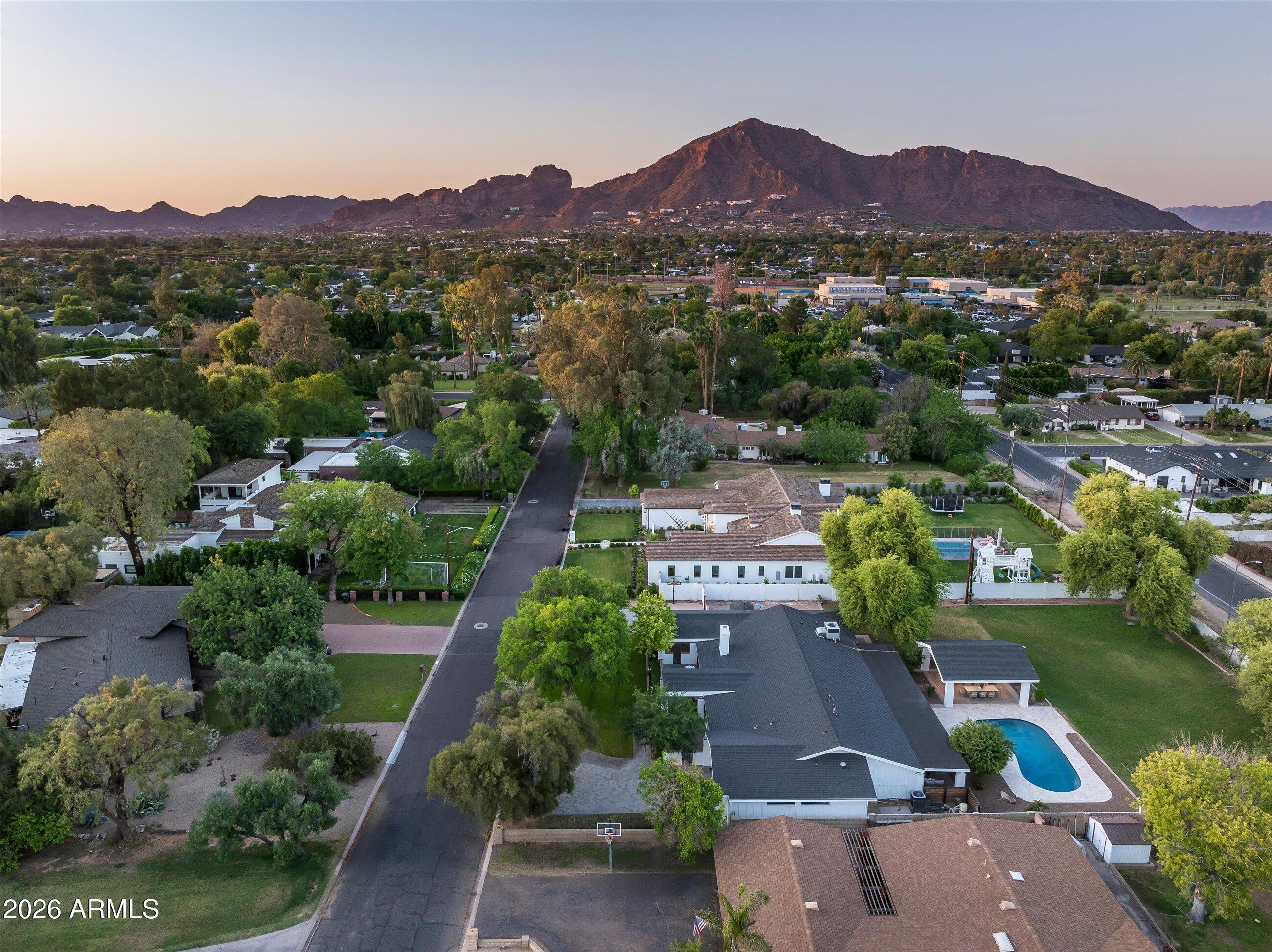 GROVE PARK ESTATES PLAT B - Residential