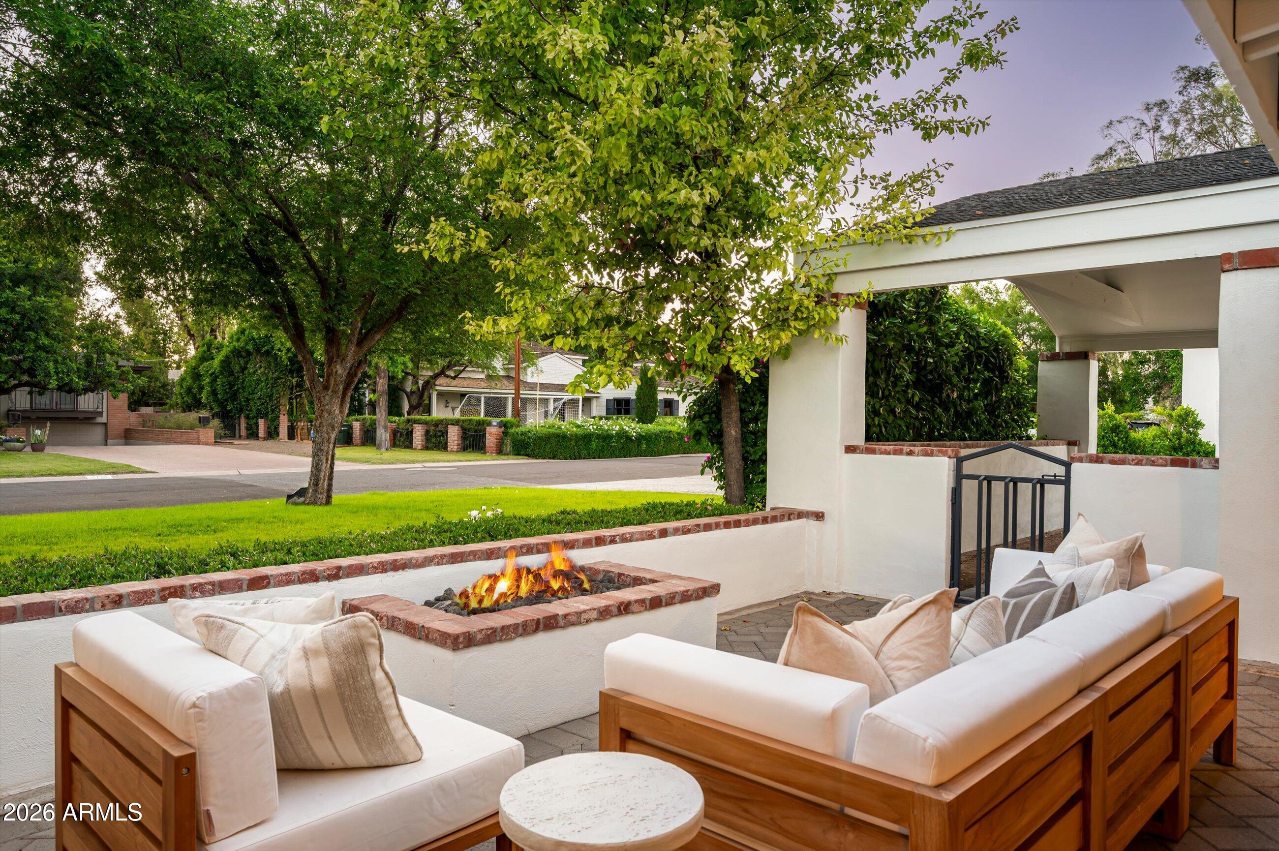 GROVE PARK ESTATES PLAT B - Residential