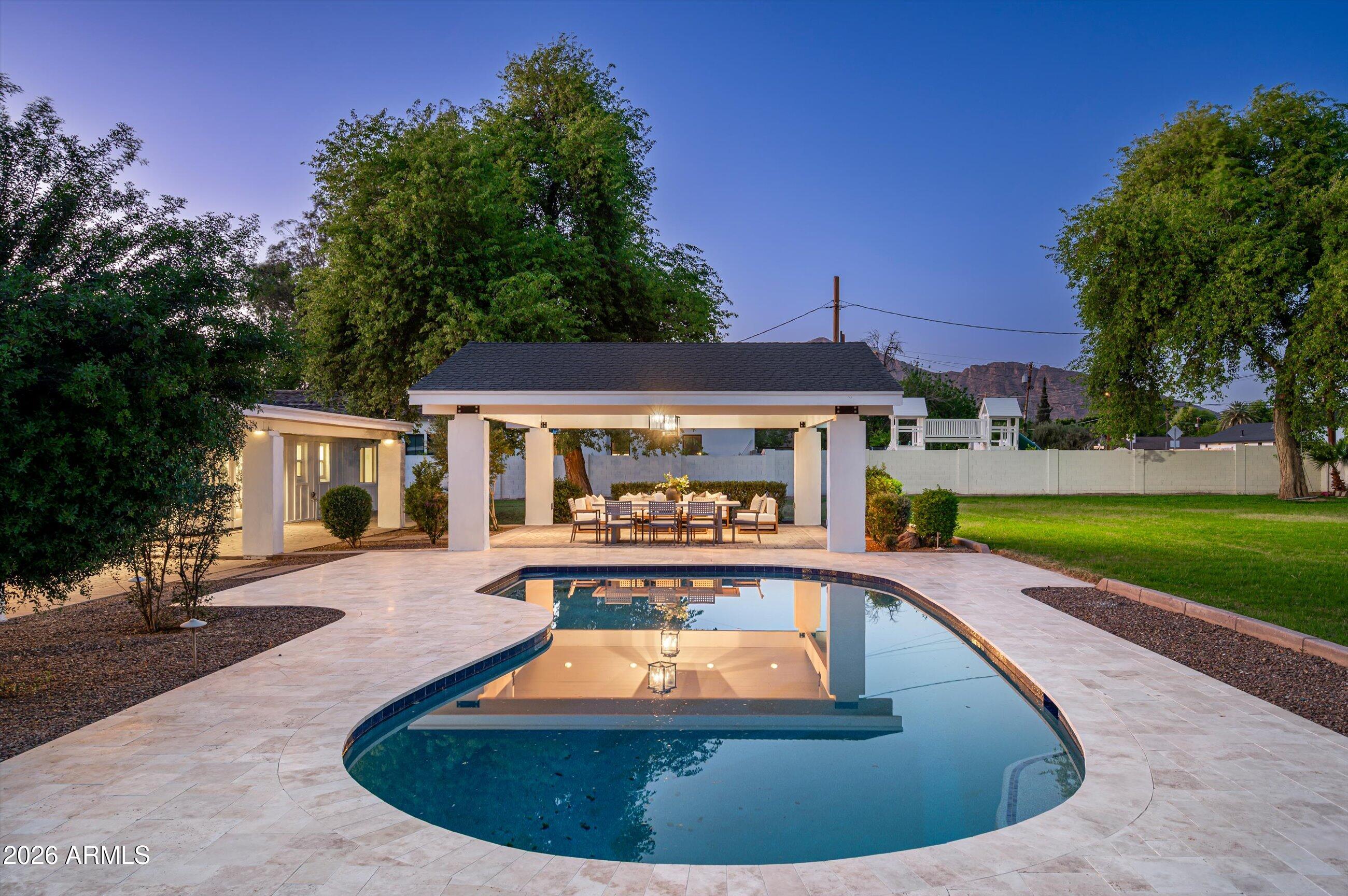 GROVE PARK ESTATES PLAT B - Residential