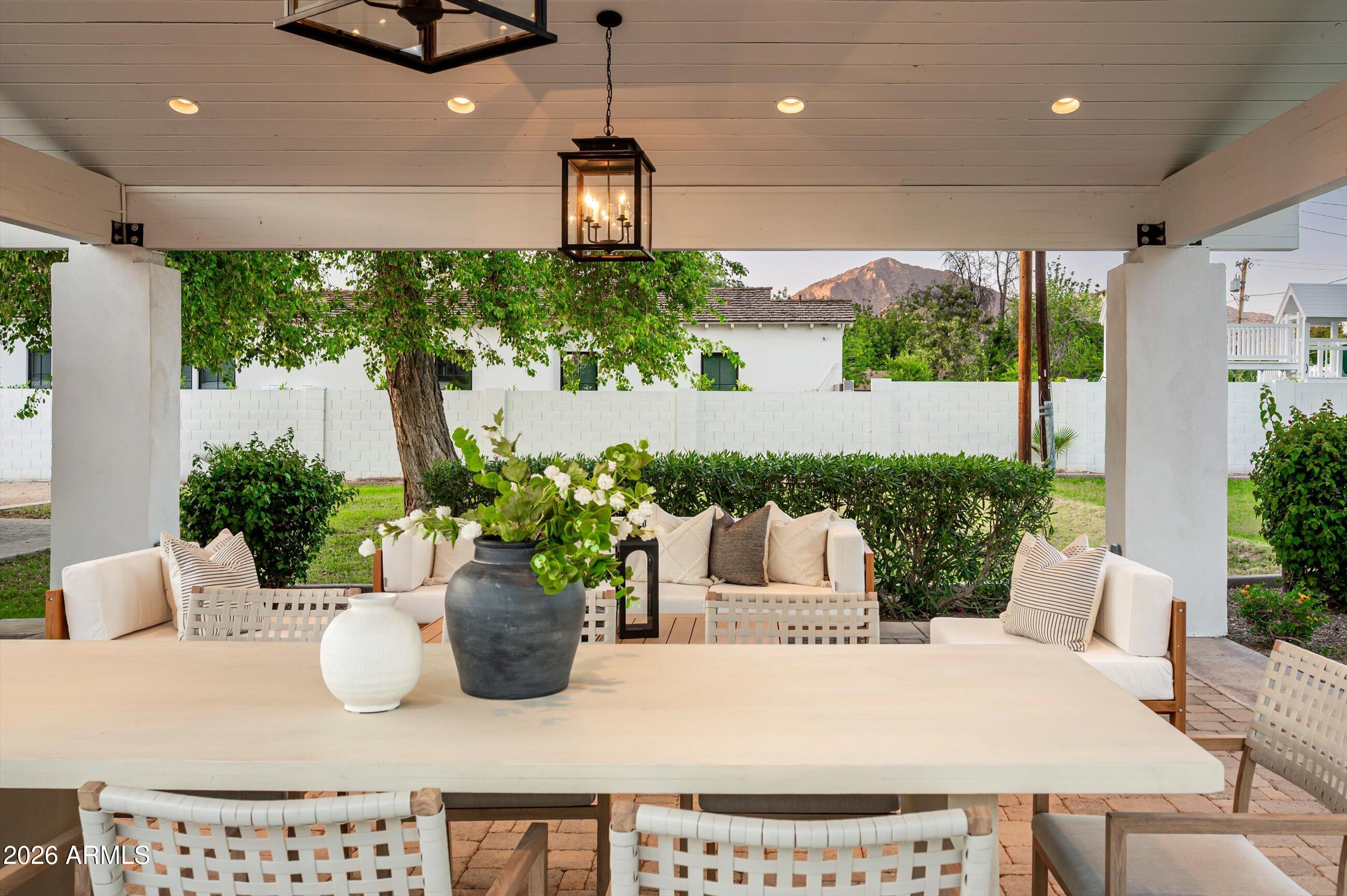 GROVE PARK ESTATES PLAT B - Residential