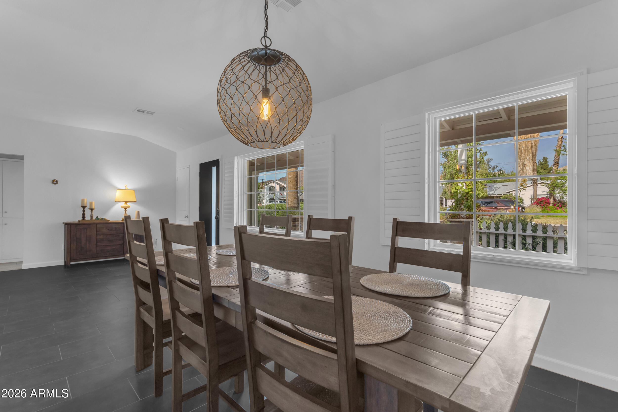 BISSELL MANOR - Residential