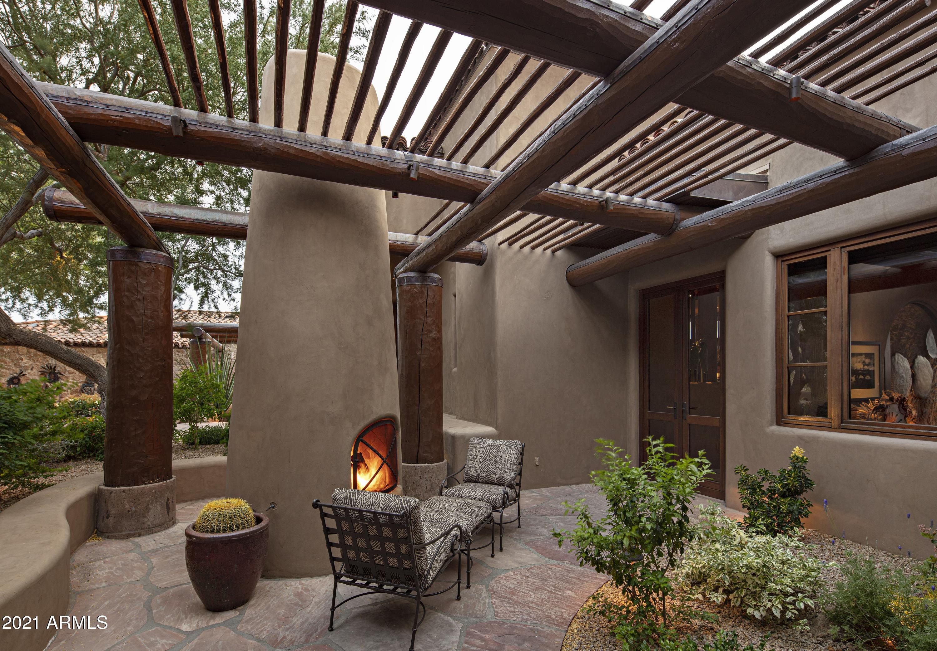 ESTANCIA - Residential