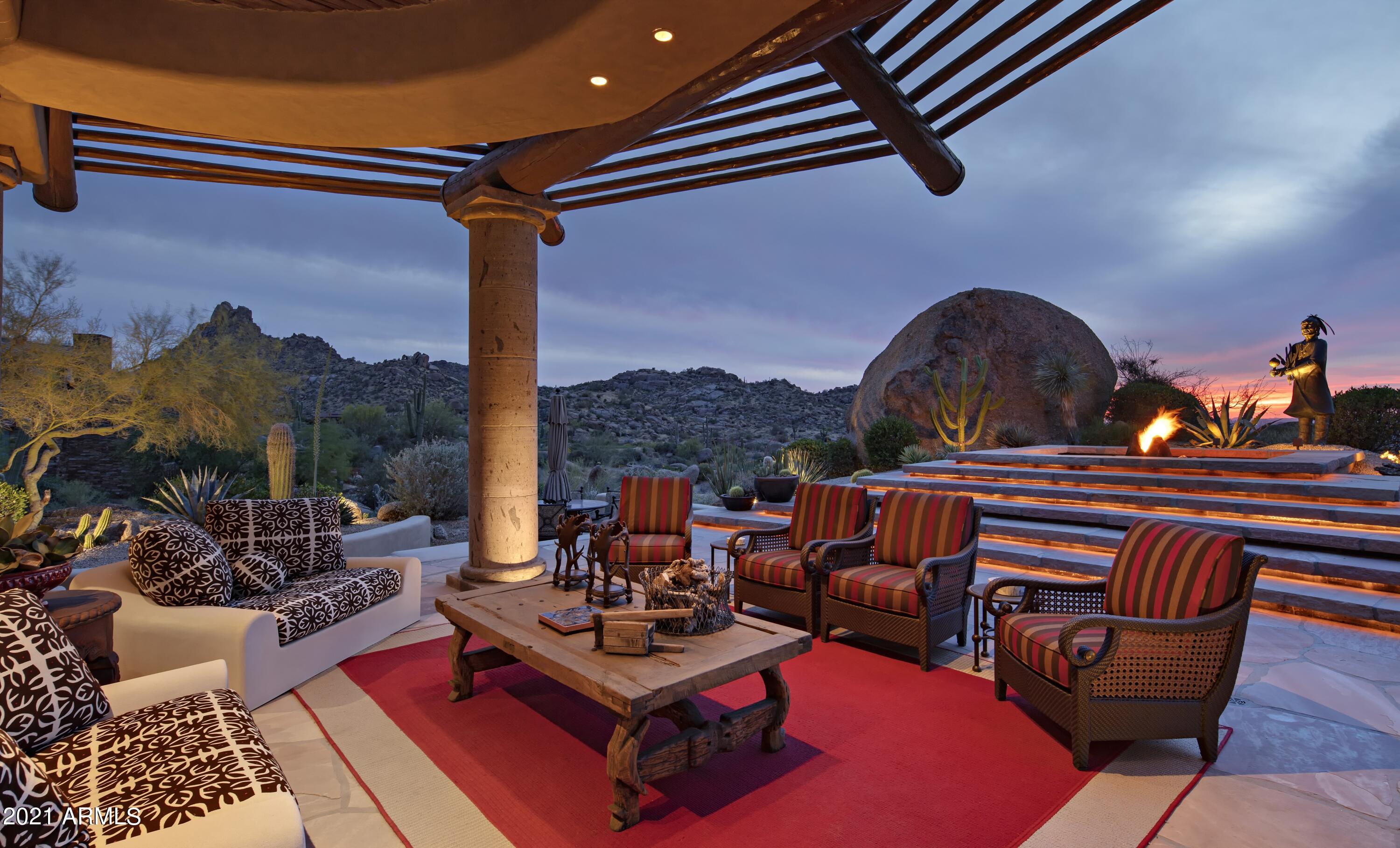 ESTANCIA - Residential