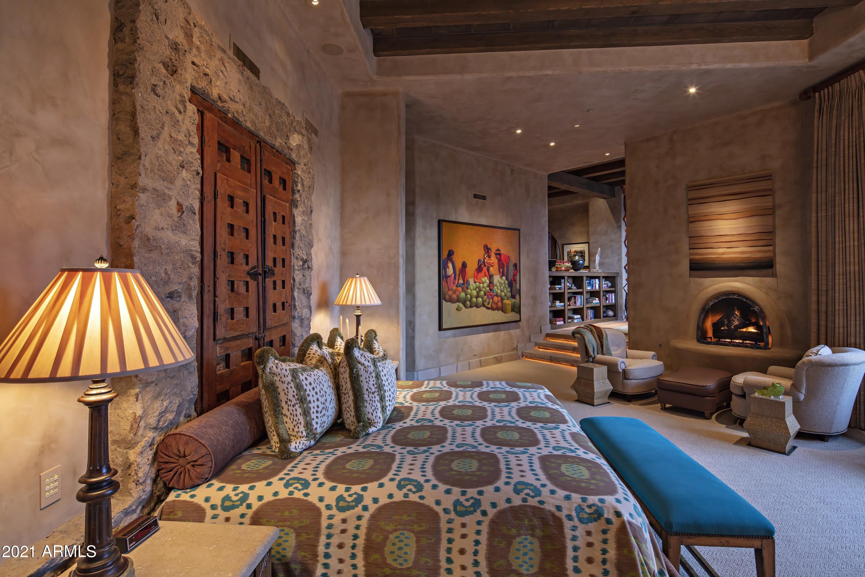 ESTANCIA - Residential