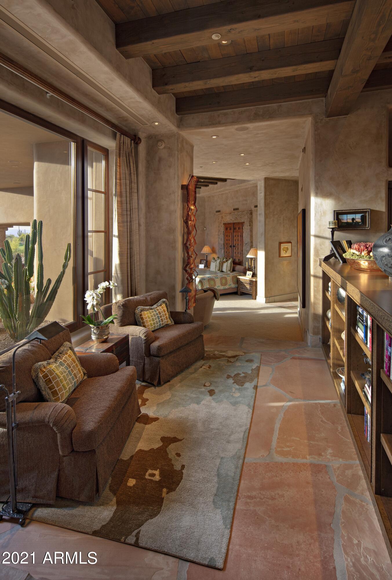 ESTANCIA - Residential