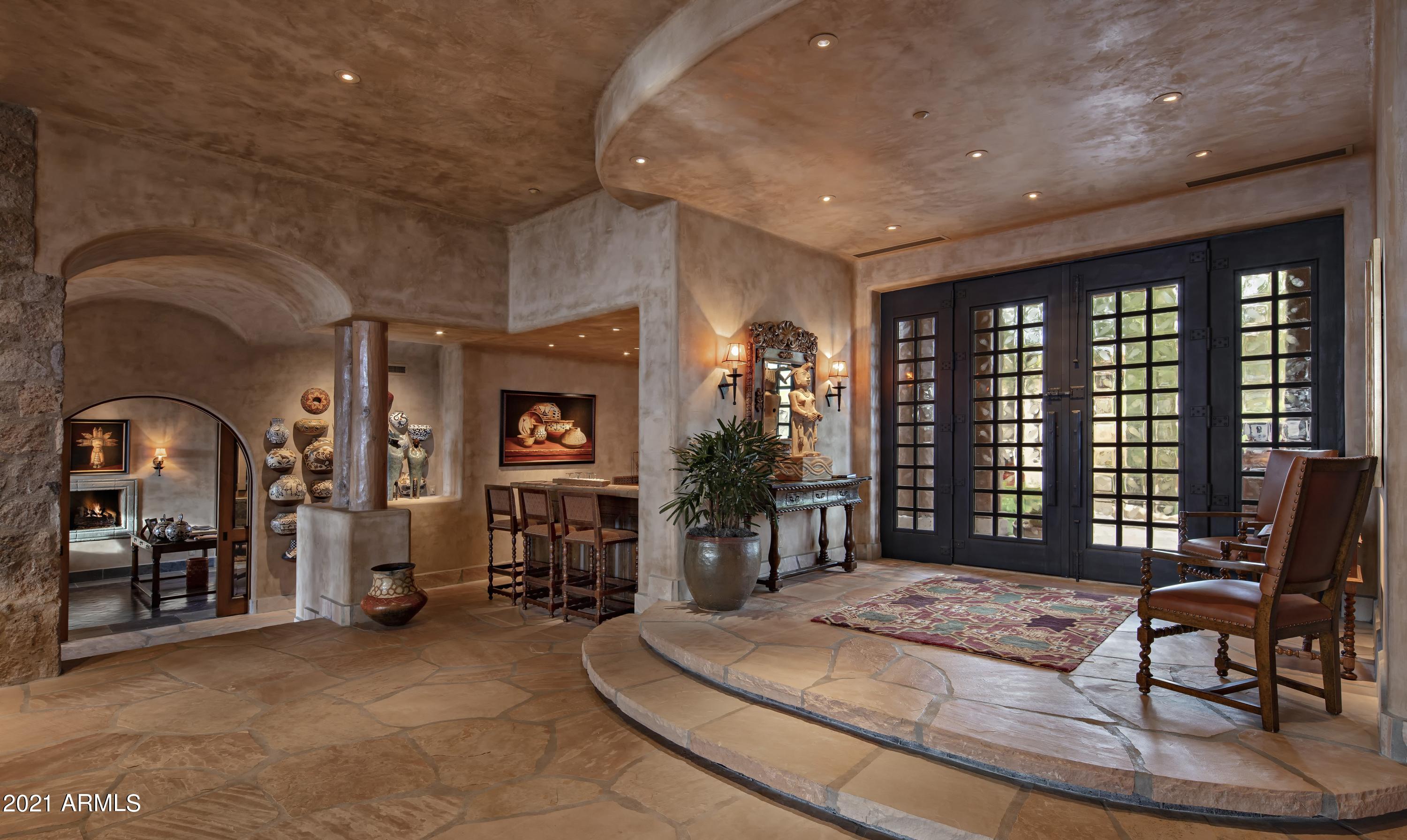 ESTANCIA - Residential