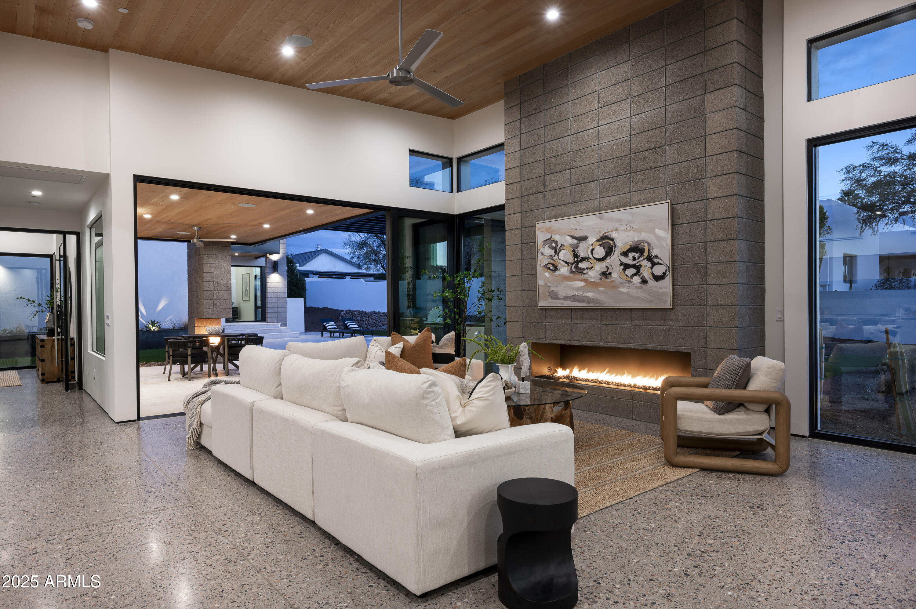 PINNACLE PEAK SHADOWS UNIT 2 - Residential
