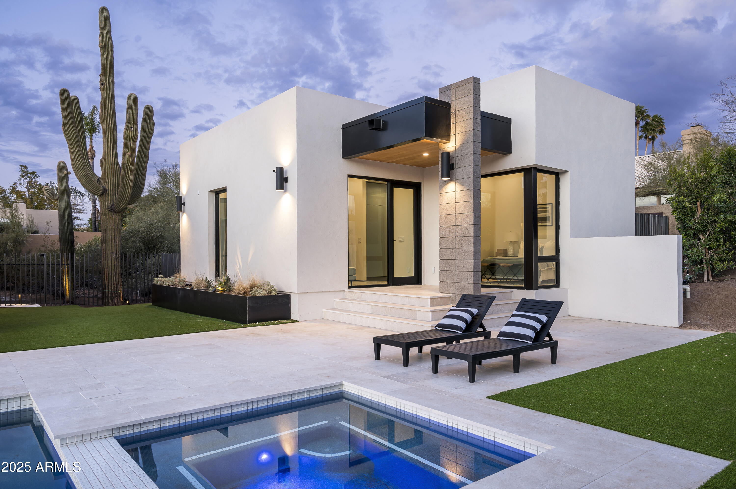 PINNACLE PEAK SHADOWS UNIT 2 - Residential