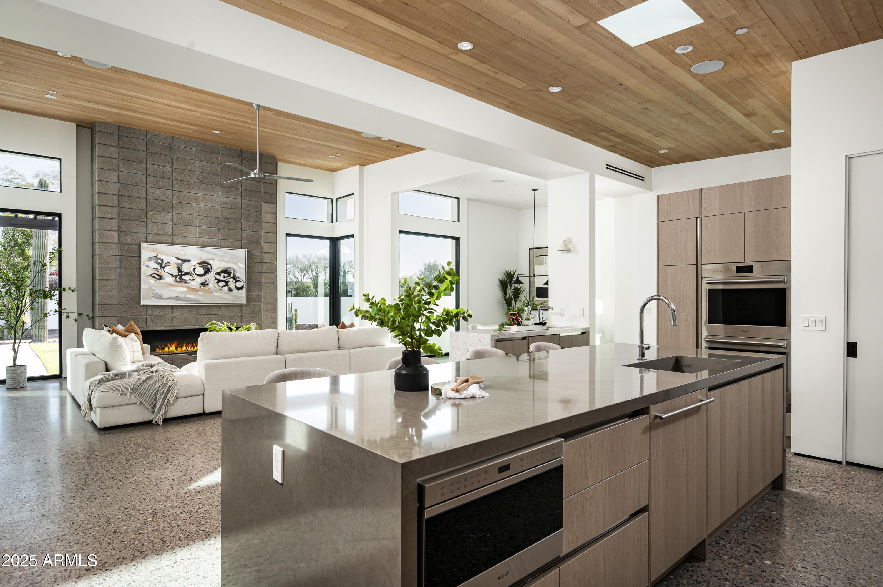 PINNACLE PEAK SHADOWS UNIT 2 - Residential