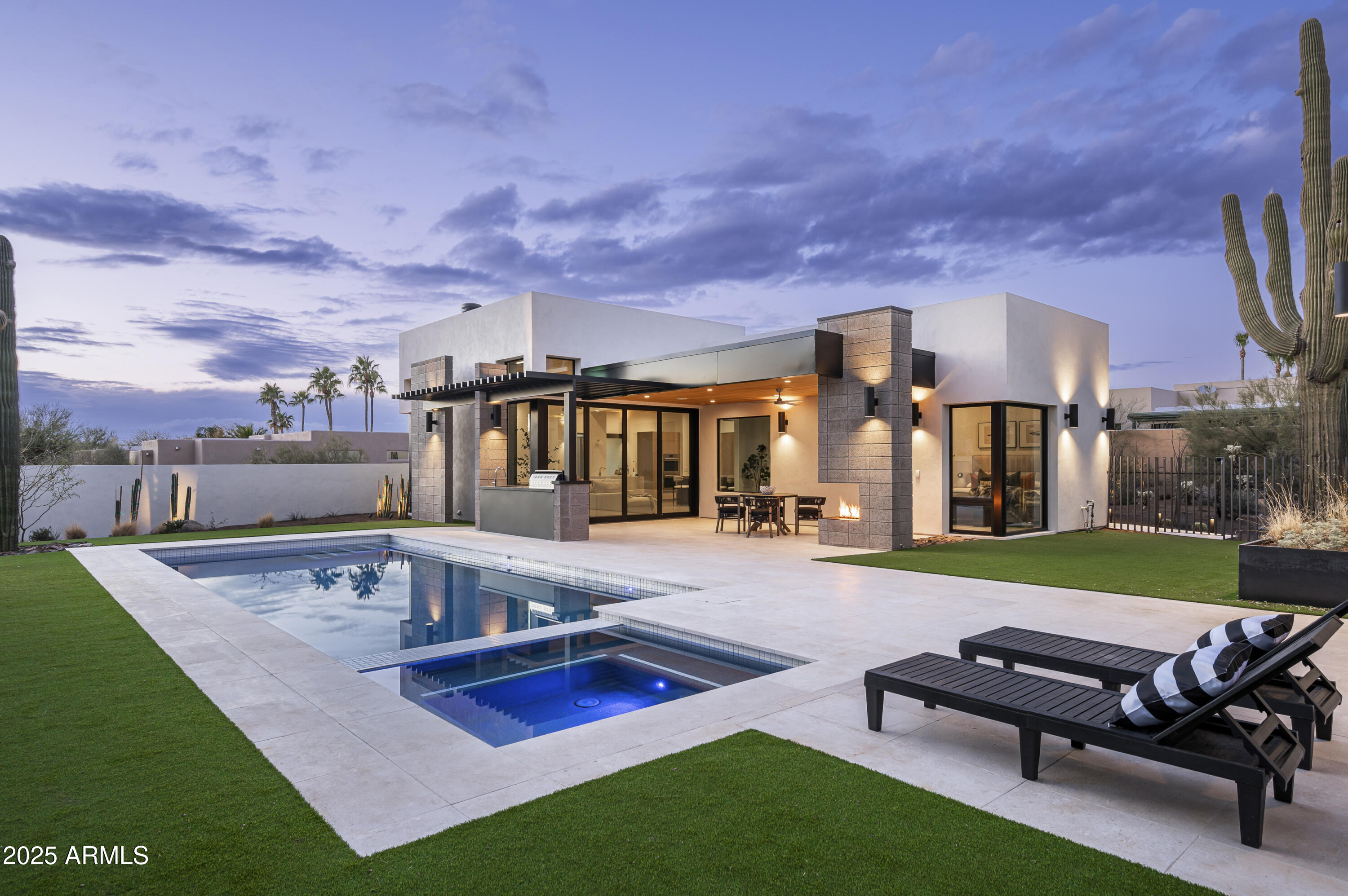 PINNACLE PEAK SHADOWS UNIT 2 - Residential