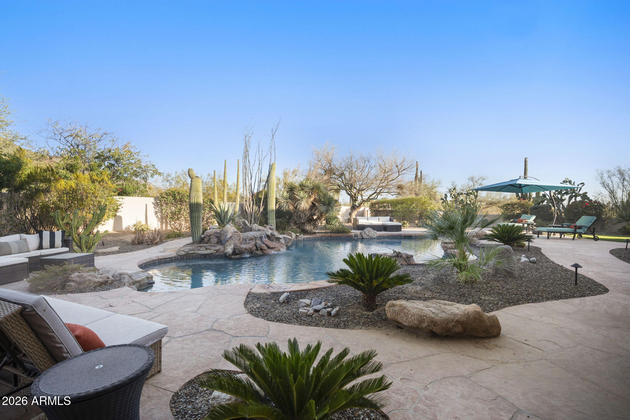 PINNACLE PEAK VISTAS 3 - Residential