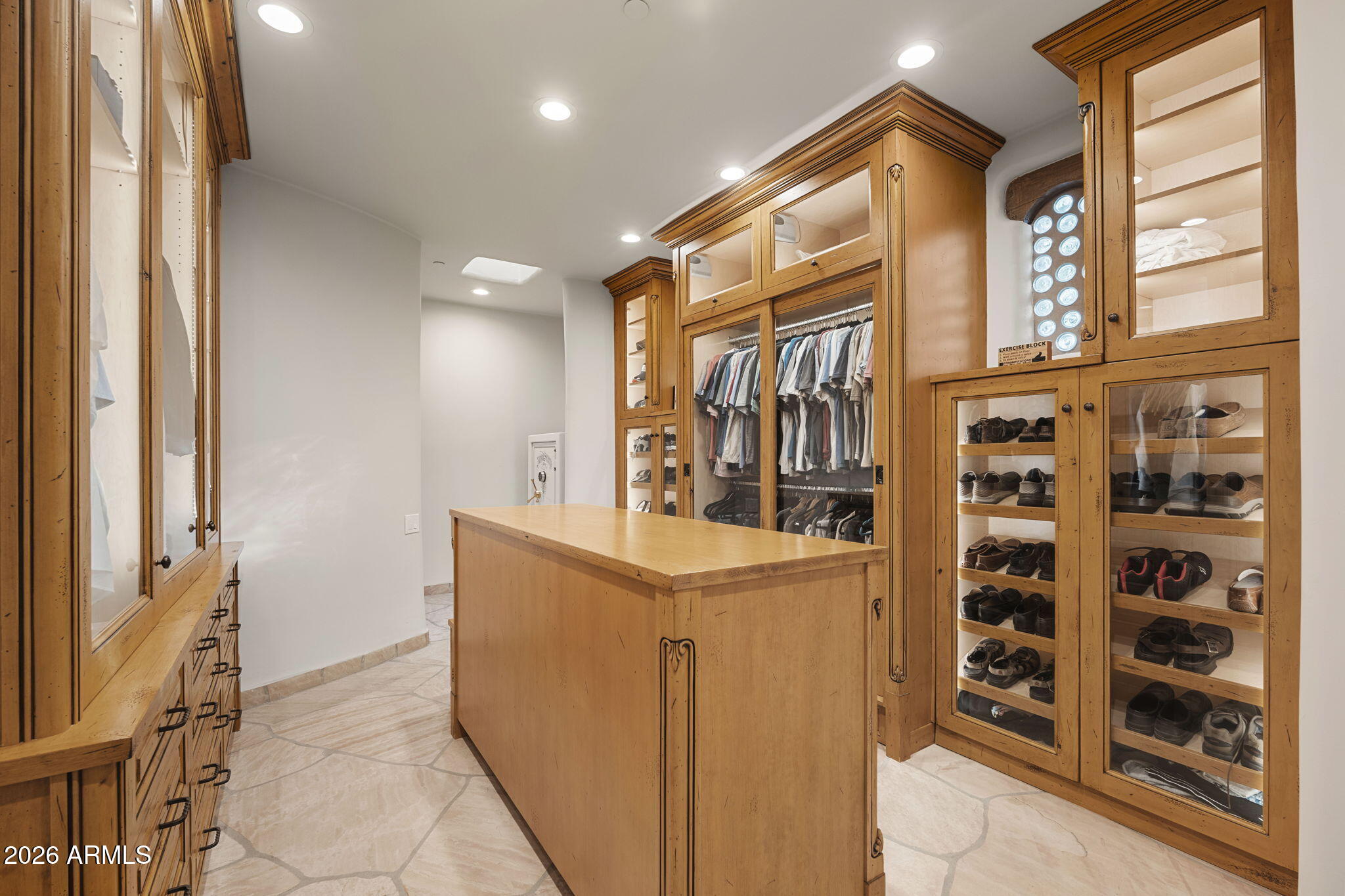 PINNACLE PEAK VISTAS 3 - Residential