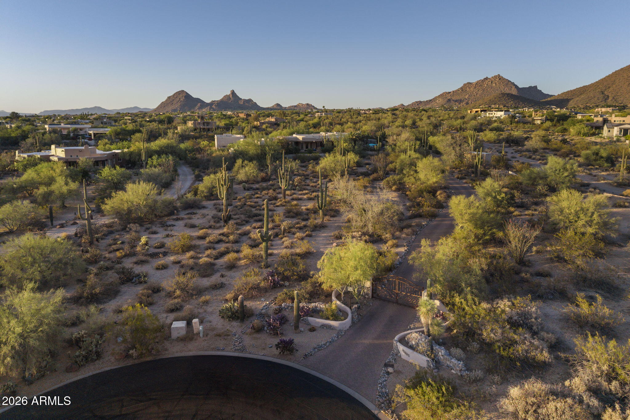 PINNACLE PEAK VISTAS 3 - Residential