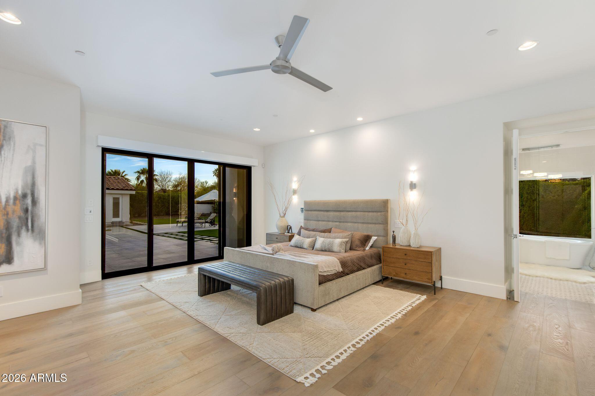 CAMELBACK COUNTRY ESTATES UNIT 4 - Residential