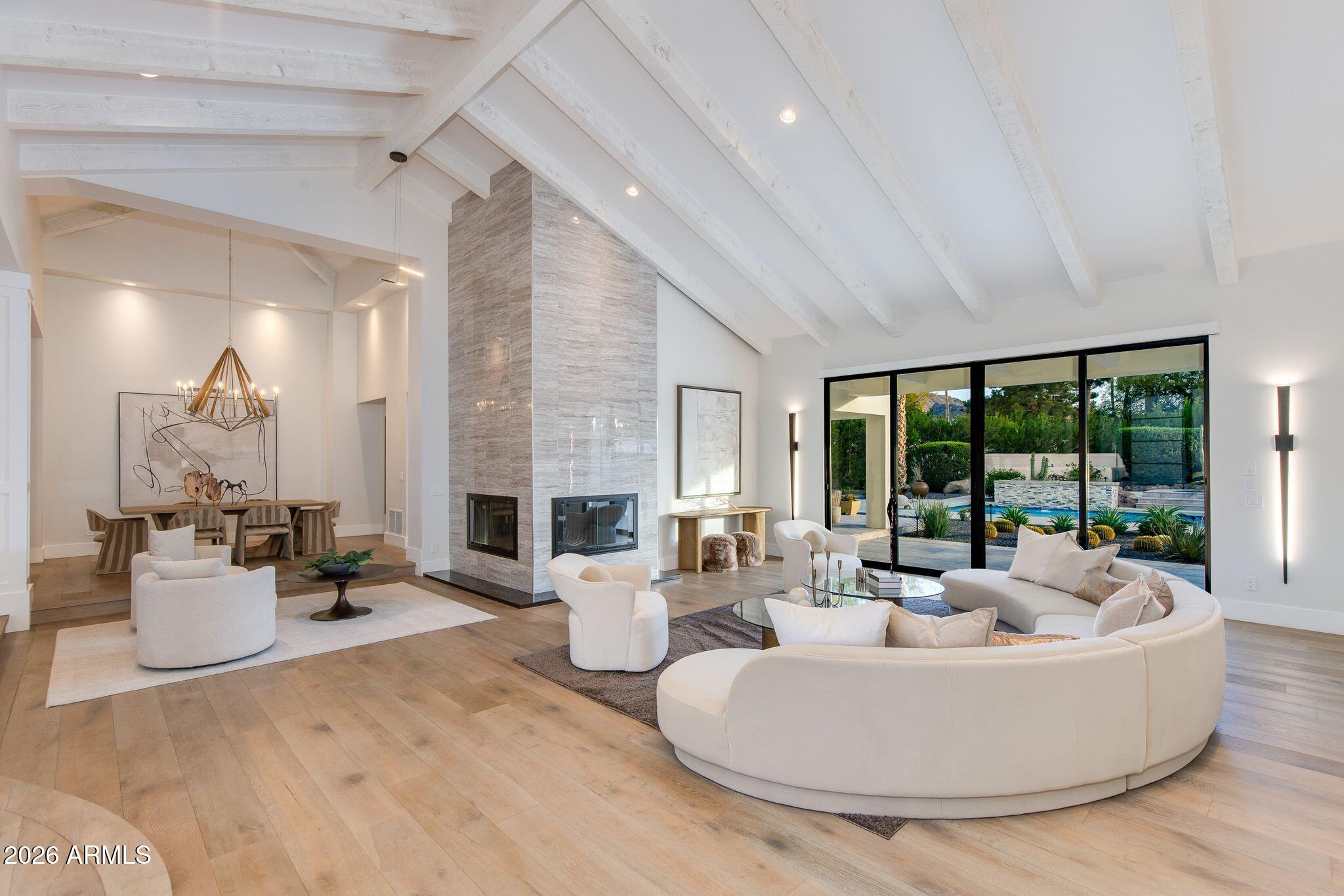 CAMELBACK COUNTRY ESTATES UNIT 4 - Residential