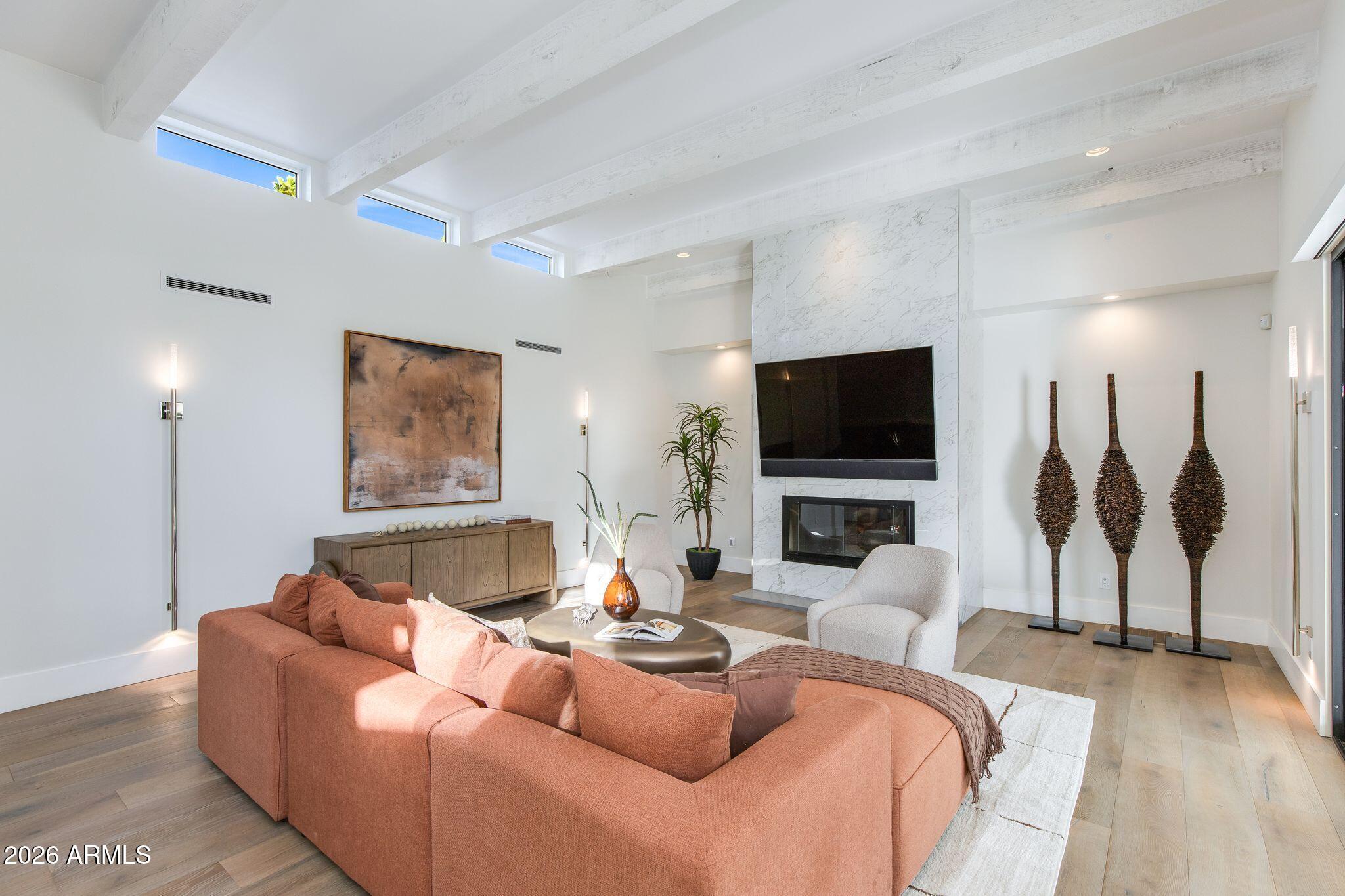 CAMELBACK COUNTRY ESTATES UNIT 4 - Residential