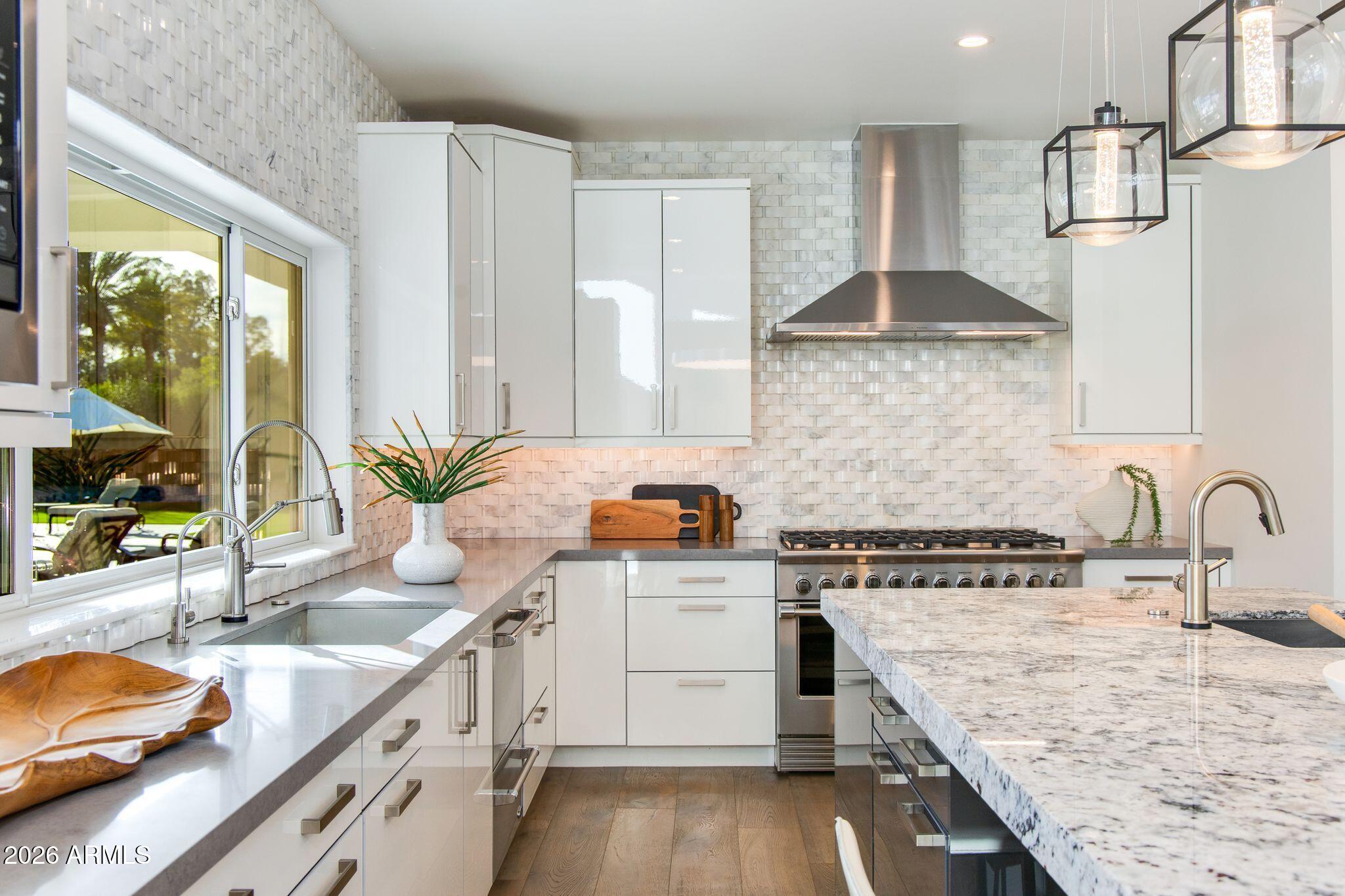 CAMELBACK COUNTRY ESTATES UNIT 4 - Residential