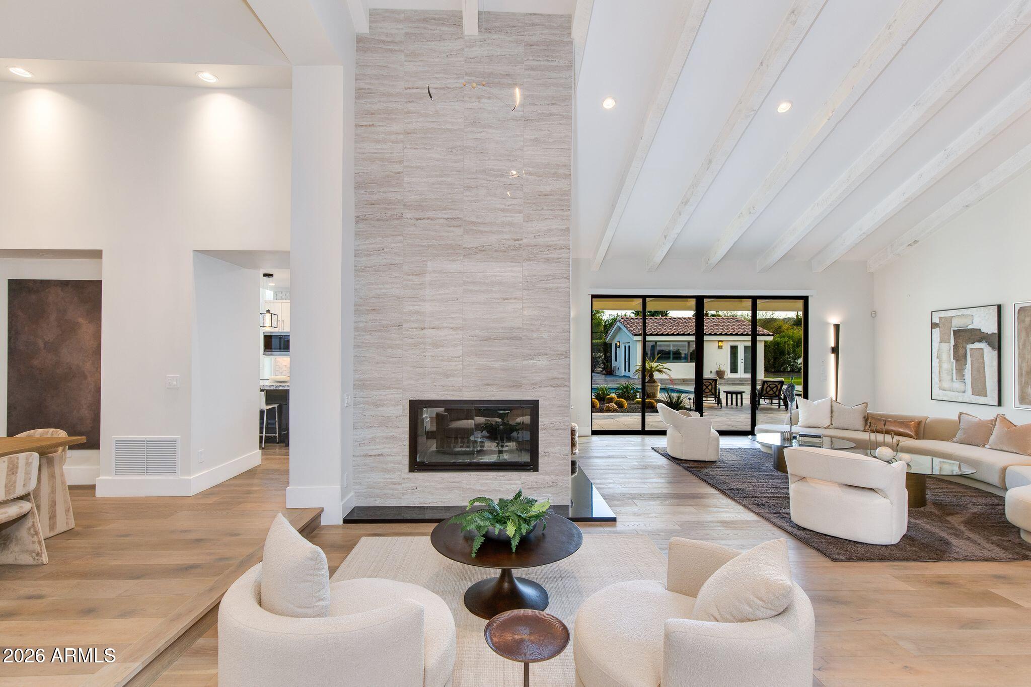 CAMELBACK COUNTRY ESTATES UNIT 4 - Residential