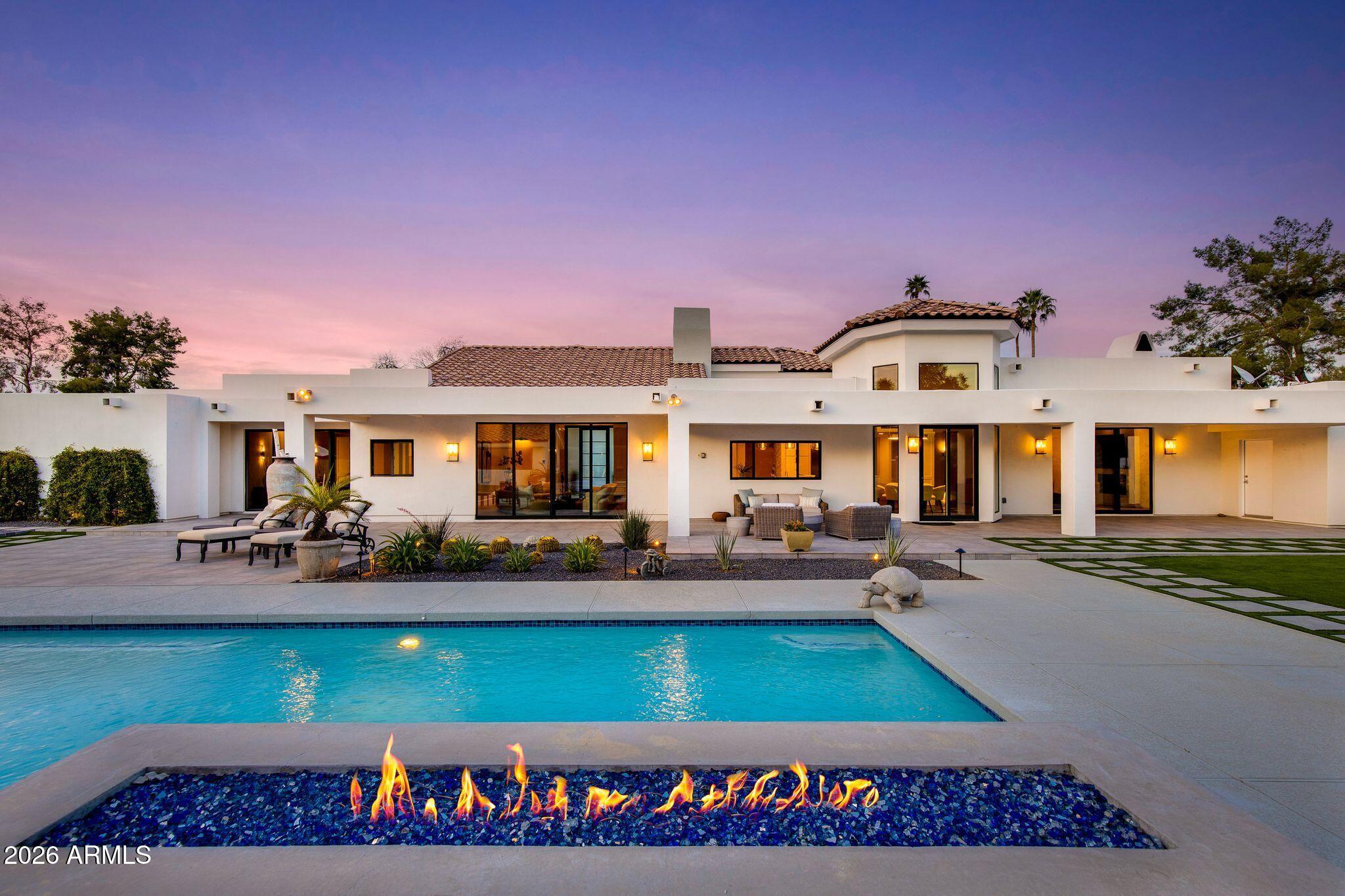 CAMELBACK COUNTRY ESTATES UNIT 4 - Residential