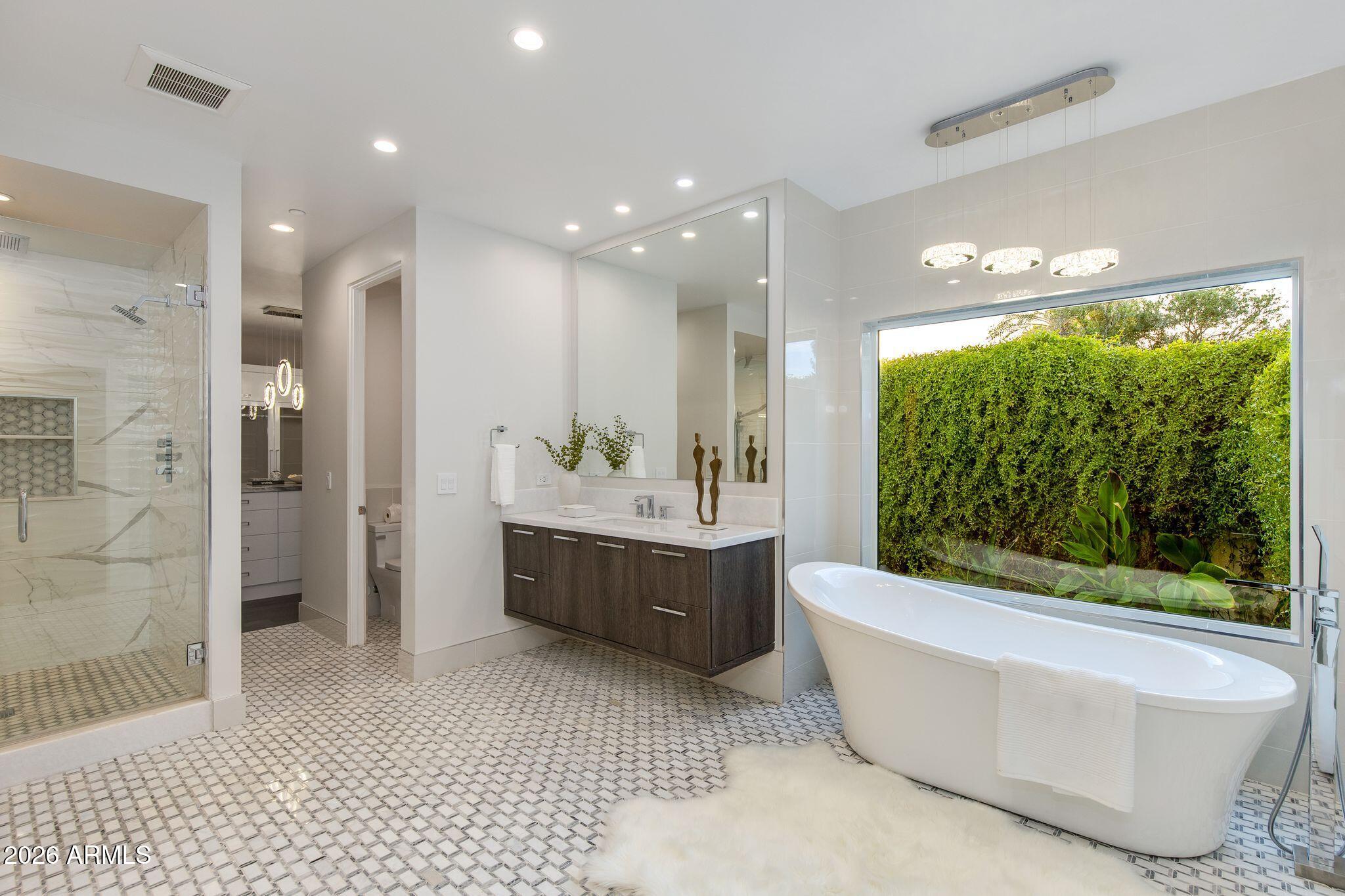 CAMELBACK COUNTRY ESTATES UNIT 4 - Residential
