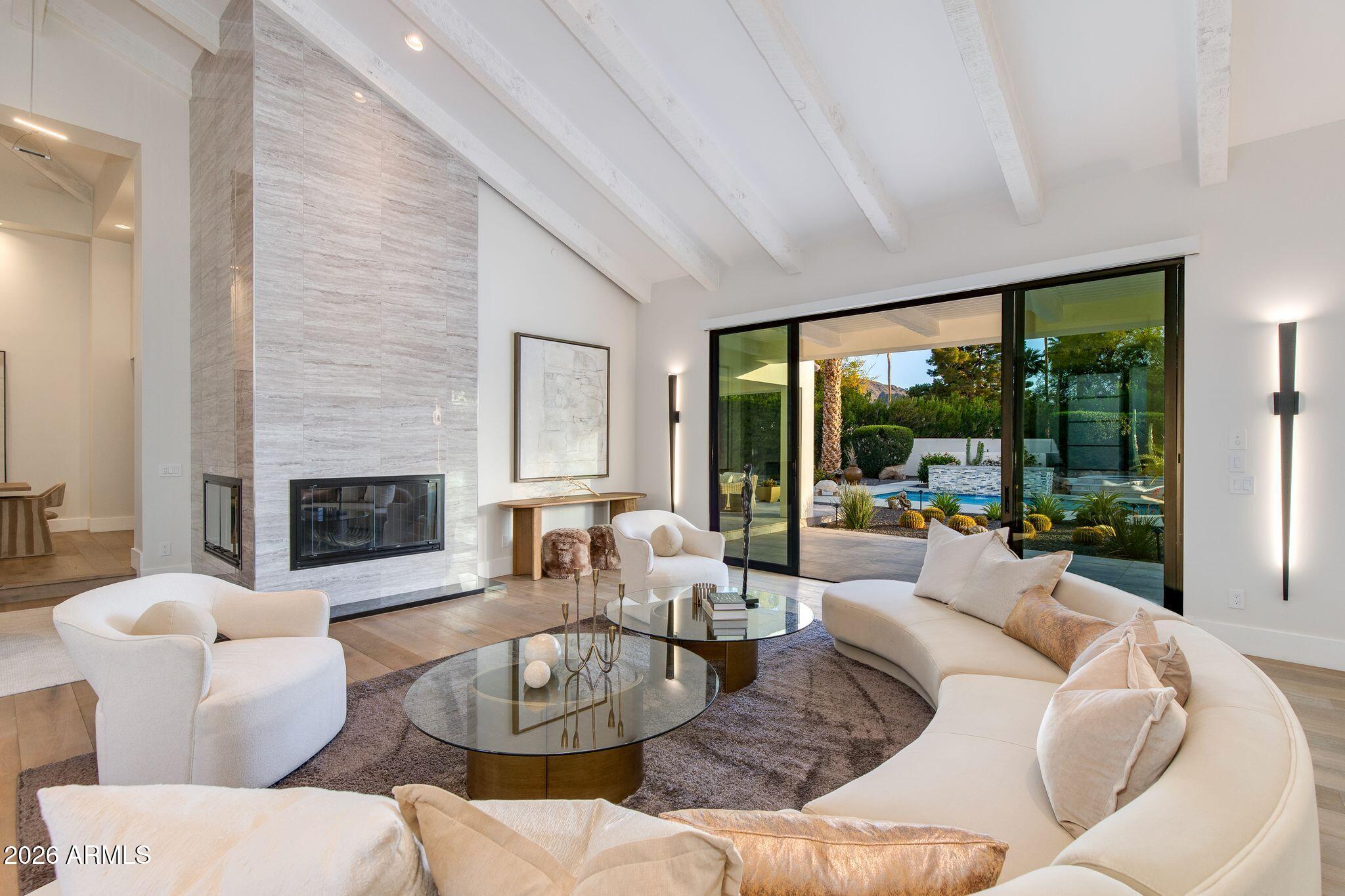 CAMELBACK COUNTRY ESTATES UNIT 4 - Residential