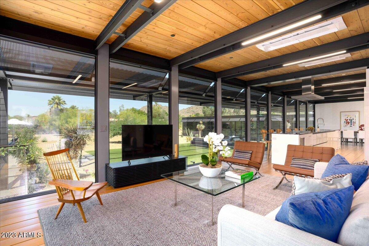Paradise Valley - Residential