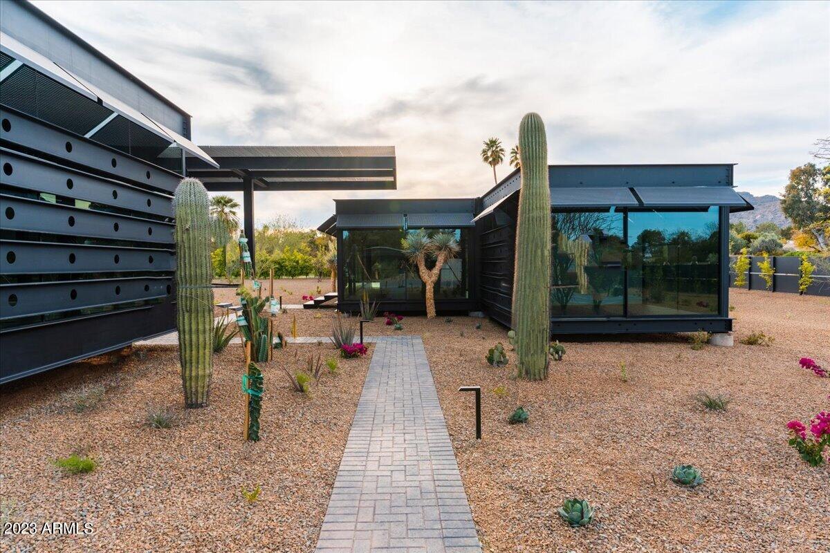 Paradise Valley - Residential