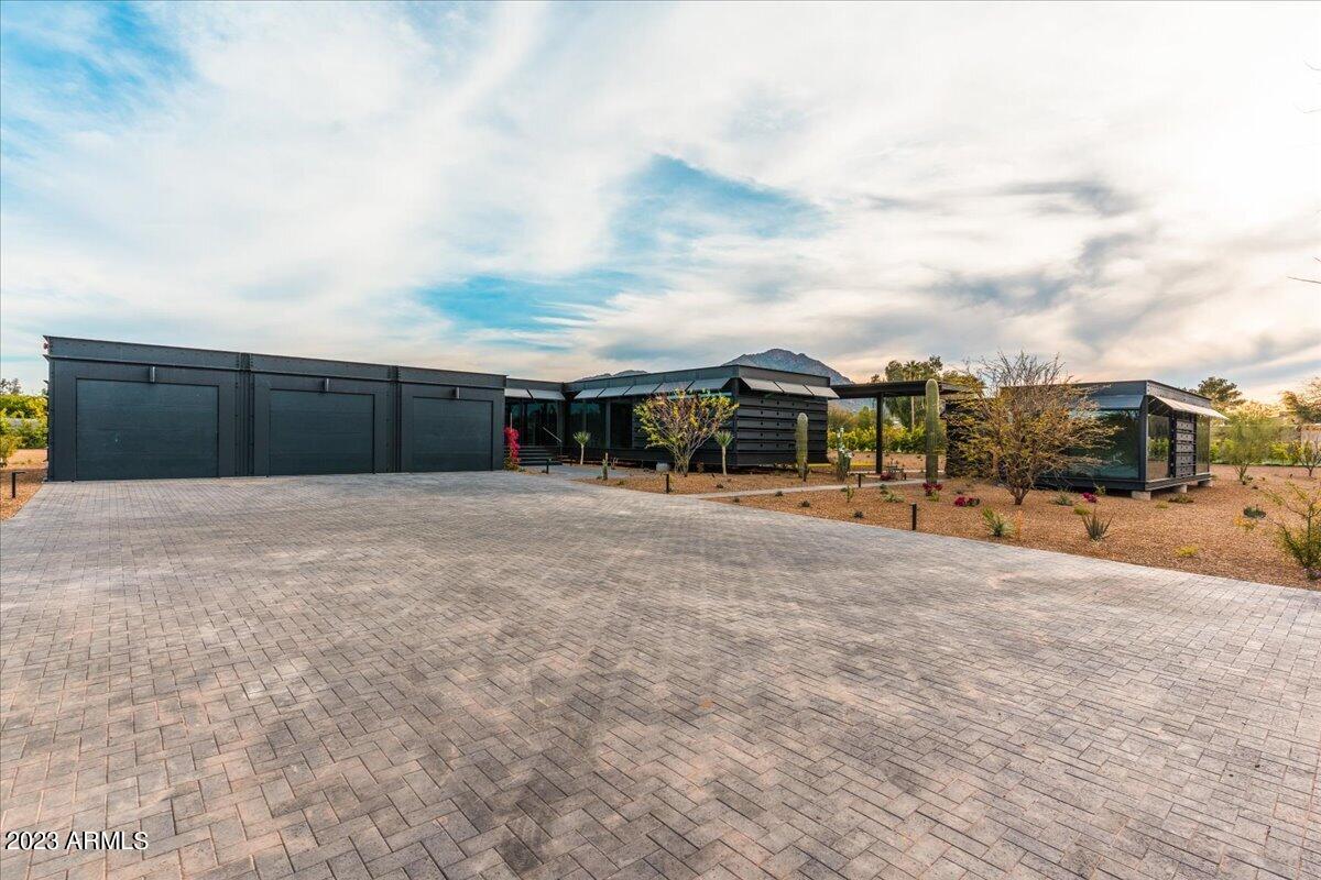 Paradise Valley - Residential