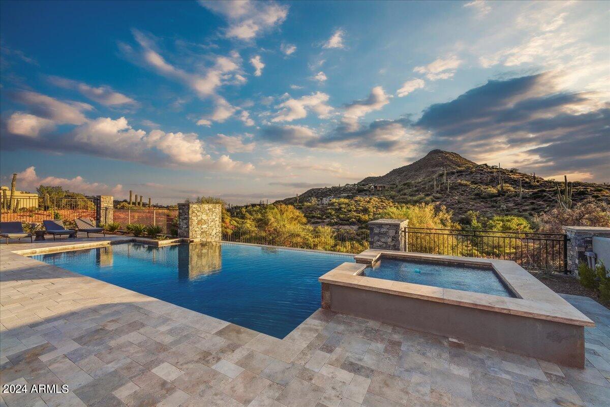 DESERT MOUNTAIN PHASE 2 UNIT 10 LT 1-112 TR A-H - Residential