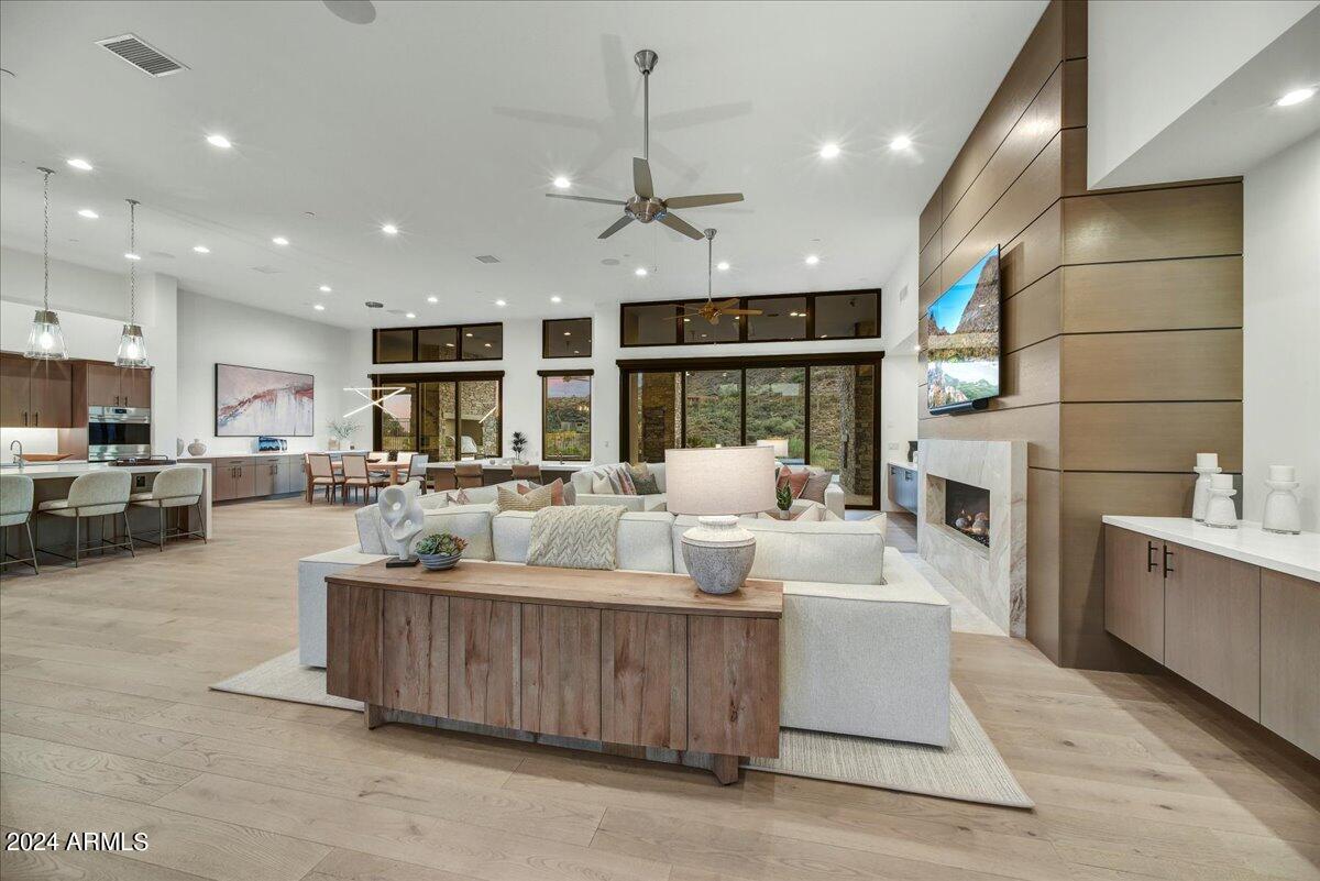 DESERT MOUNTAIN PHASE 2 UNIT 10 LT 1-112 TR A-H - Residential