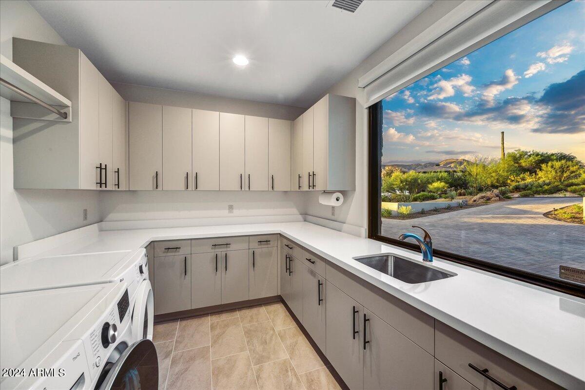 DESERT MOUNTAIN PHASE 2 UNIT 10 LT 1-112 TR A-H - Residential